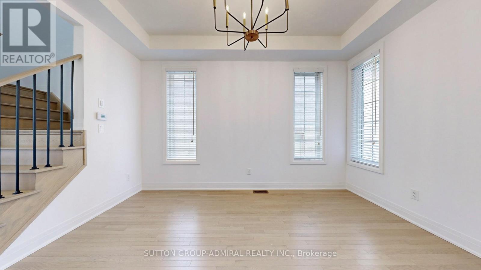 89 Kentledge Avenue, East Gwillimbury, Ontario  L9N 0V9 - Photo 6 - N12192996