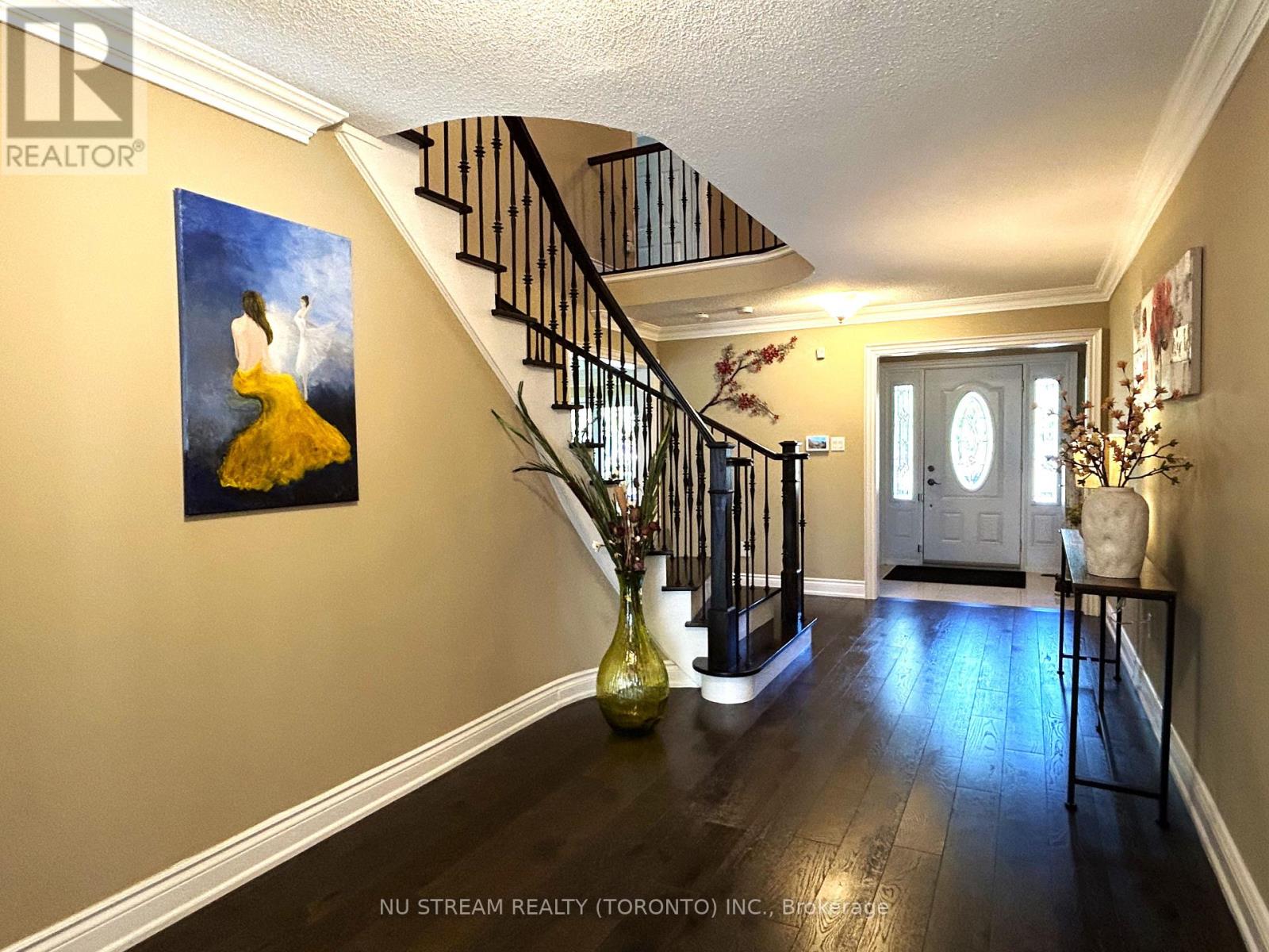 31 Ashfield Drive, Richmond Hill (Oak Ridges Lake Wilcox), Ontario  L4E 2L6 - Photo 7 - N12192976