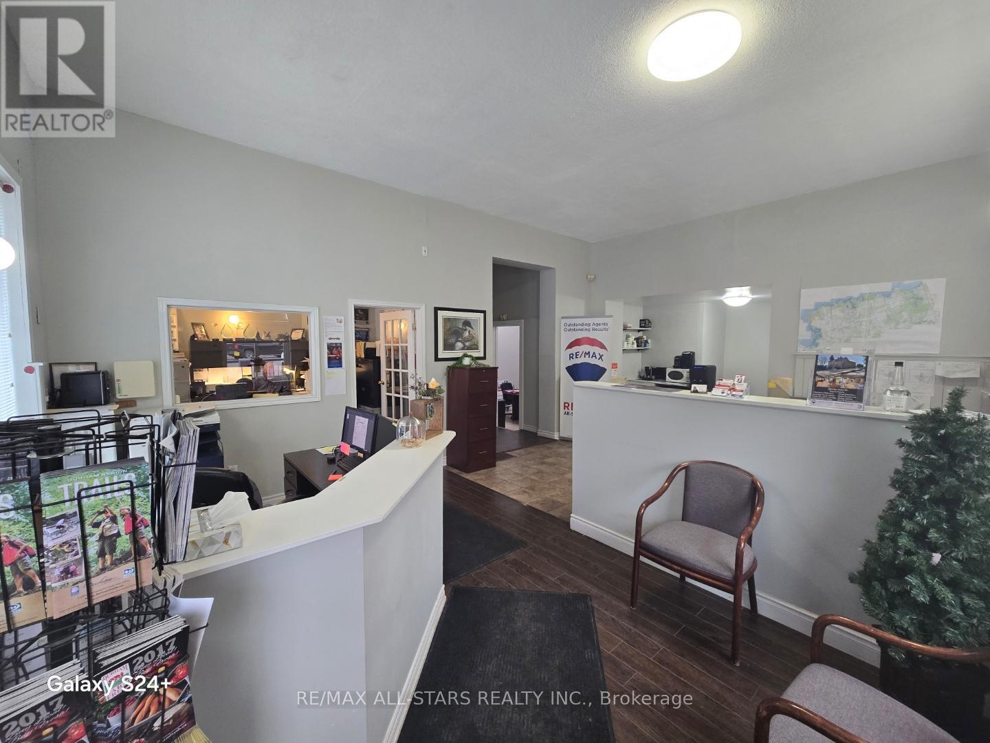 1 Albert Street S, Brock, Ontario  L0C 1H0 - Photo 2 - N12193011