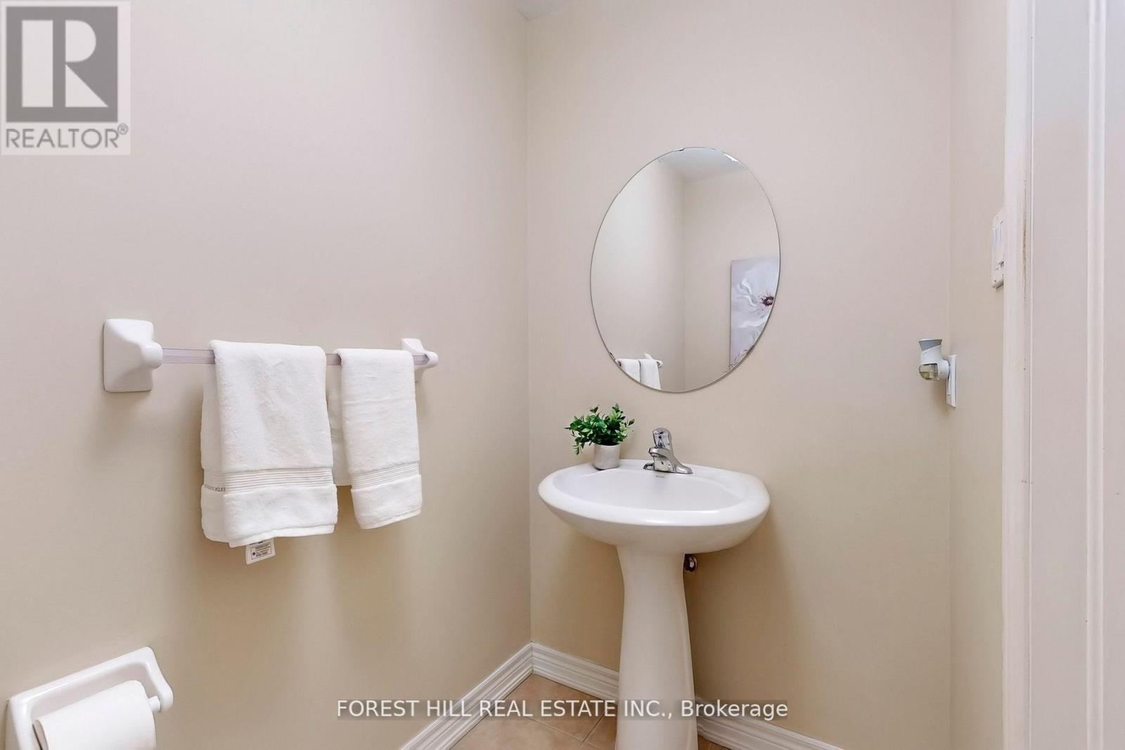 48 River Valley Crescent, Markham, Ontario  L6C 3G6 - Photo 24 - N12192965