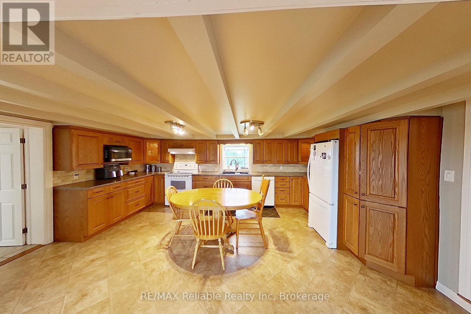 73053 Bluewater Highway, Bluewater, Ontario  N0M 2T0 - Photo 21 - X12193163