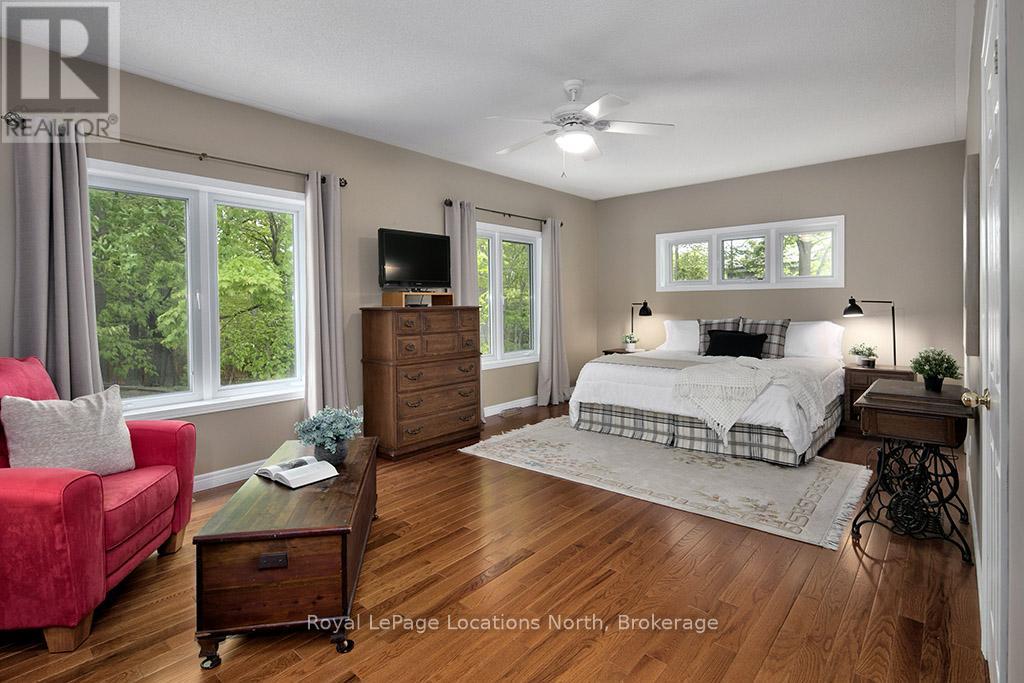 130 Davos Drive, Blue Mountains, Ontario  L9Y 0S9 - Photo 15 - X12193187