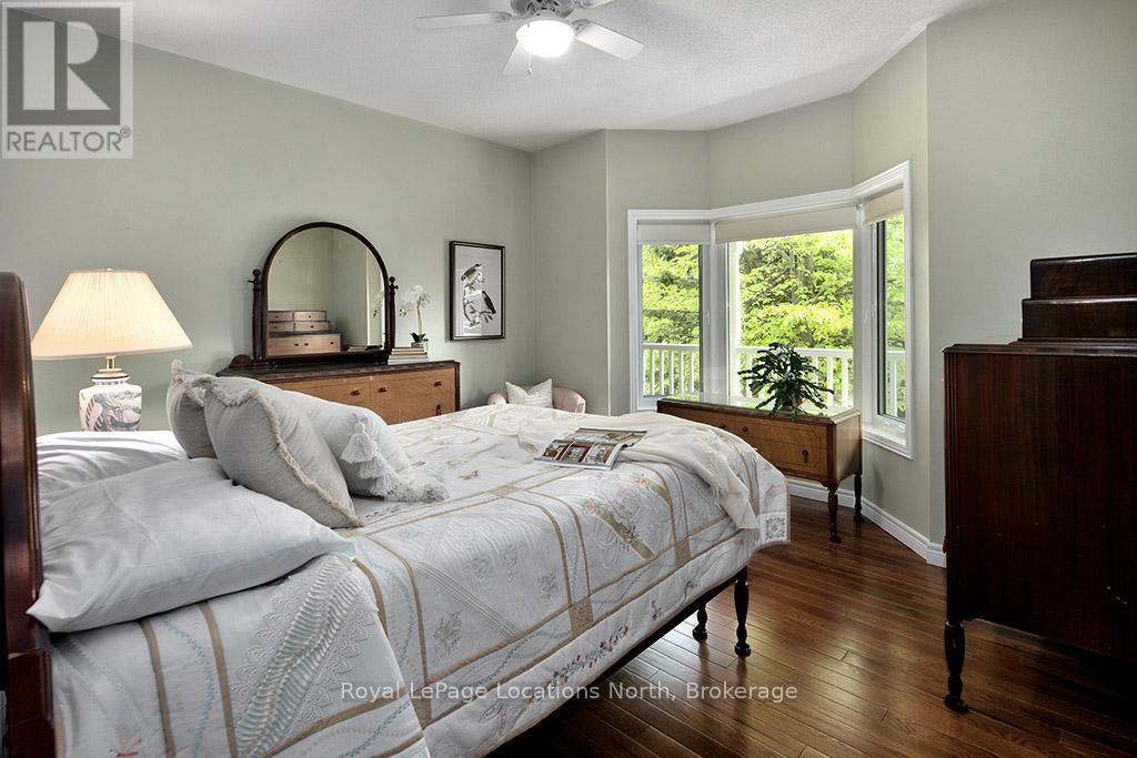 130 Davos Drive, Blue Mountains, Ontario  L9Y 0S9 - Photo 19 - X12193187