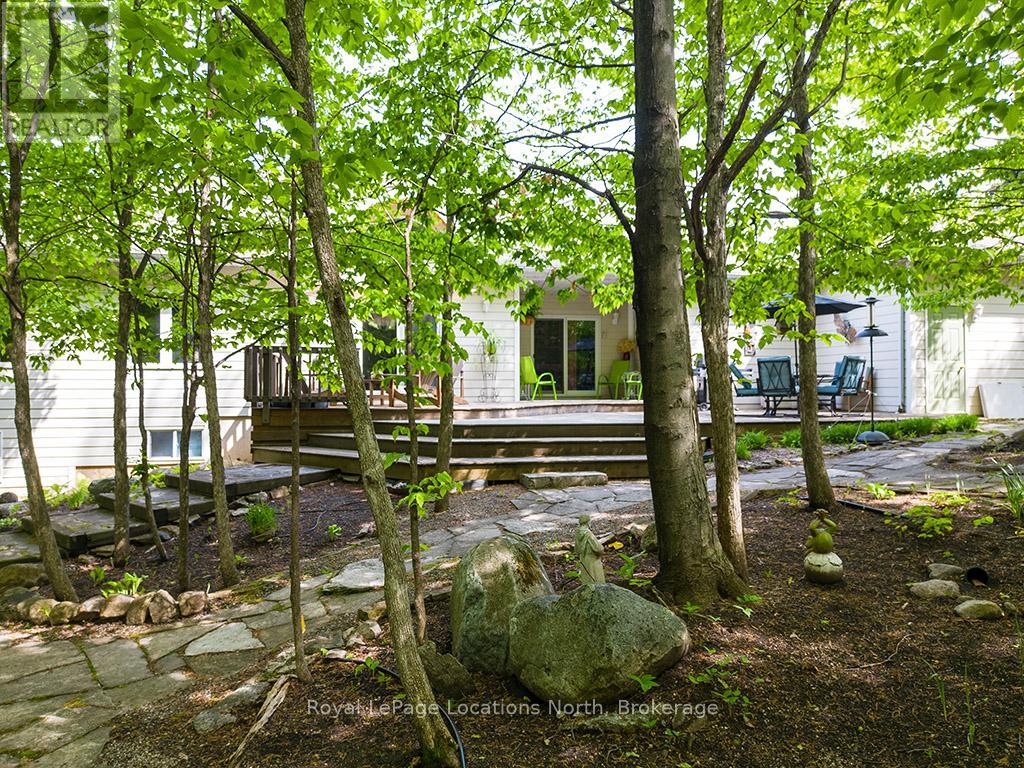 130 Davos Drive, Blue Mountains, Ontario  L9Y 0S9 - Photo 27 - X12193187