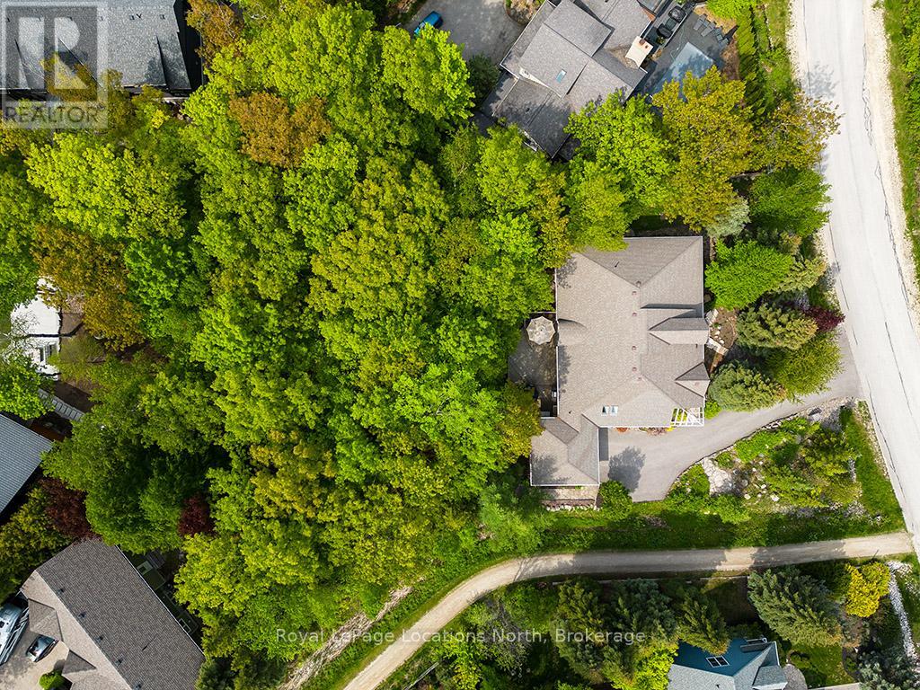 Property at 130 DAVOS DRIVE image 3