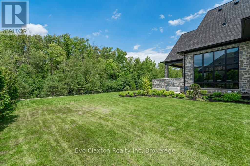 149 Heritage Lake Drive, Puslinch, Ontario  N0B 2J0 - Photo 45 - X12193294
