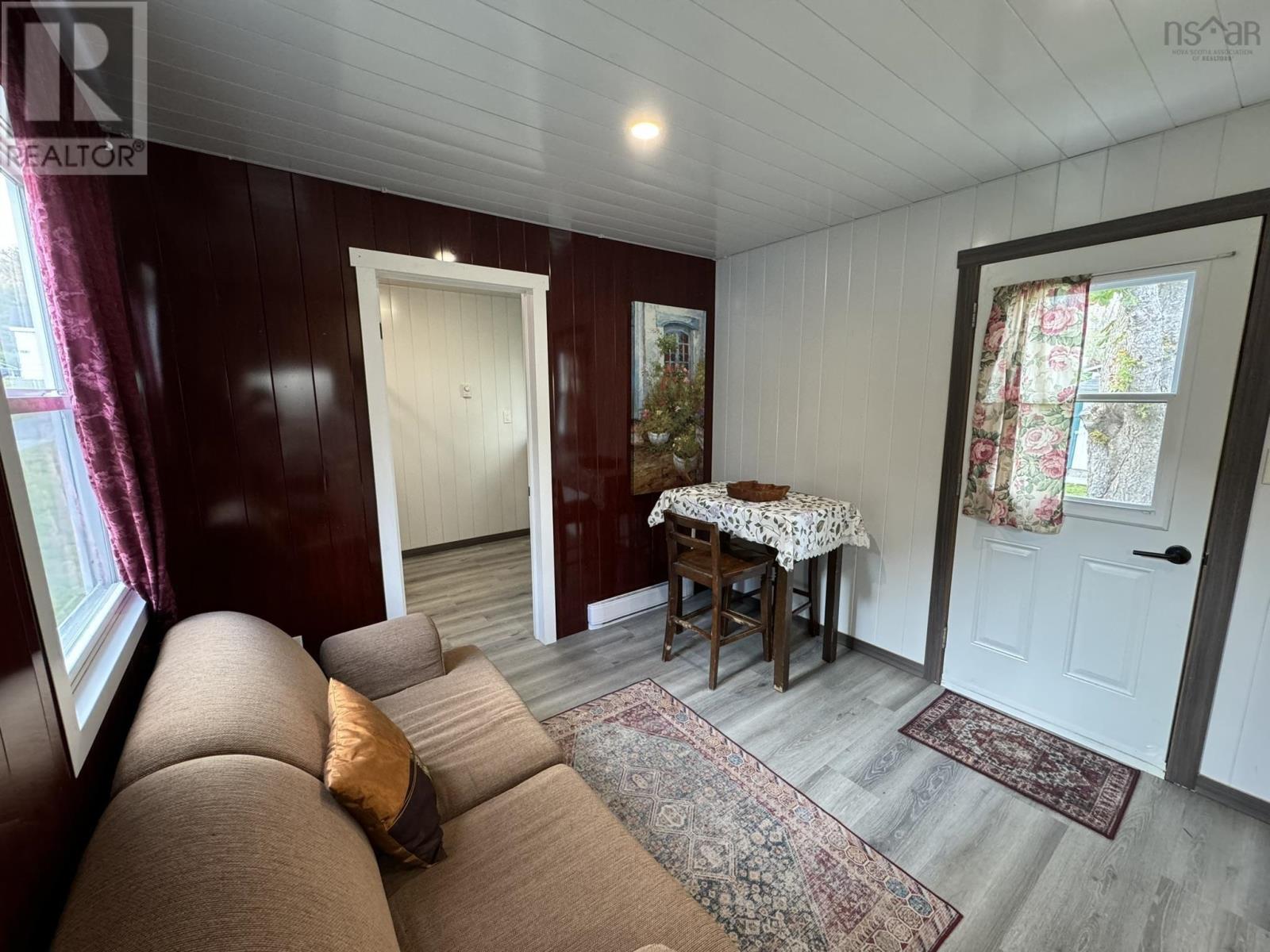 136 Wolfe Street, Liverpool, Nova Scotia  B0T 1K0 - Photo 6 - 202511001