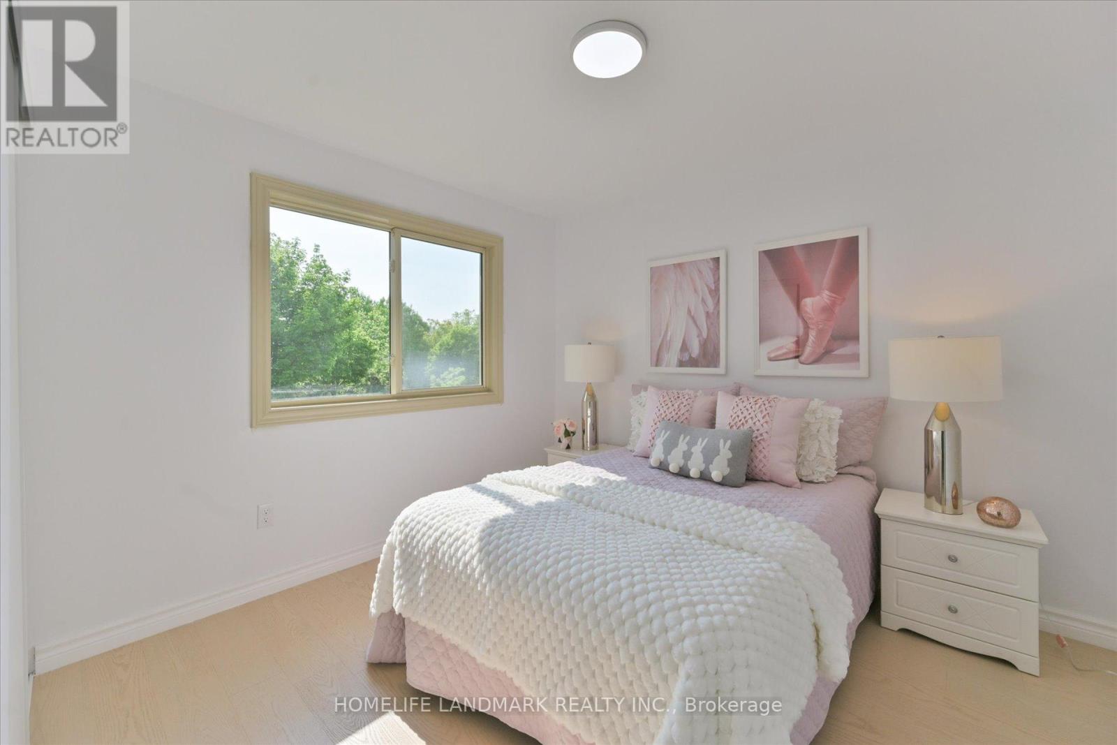 11 Hunter's Point Drive, Richmond Hill, Ontario  L4C 6M4 - Photo 25 - N12193035