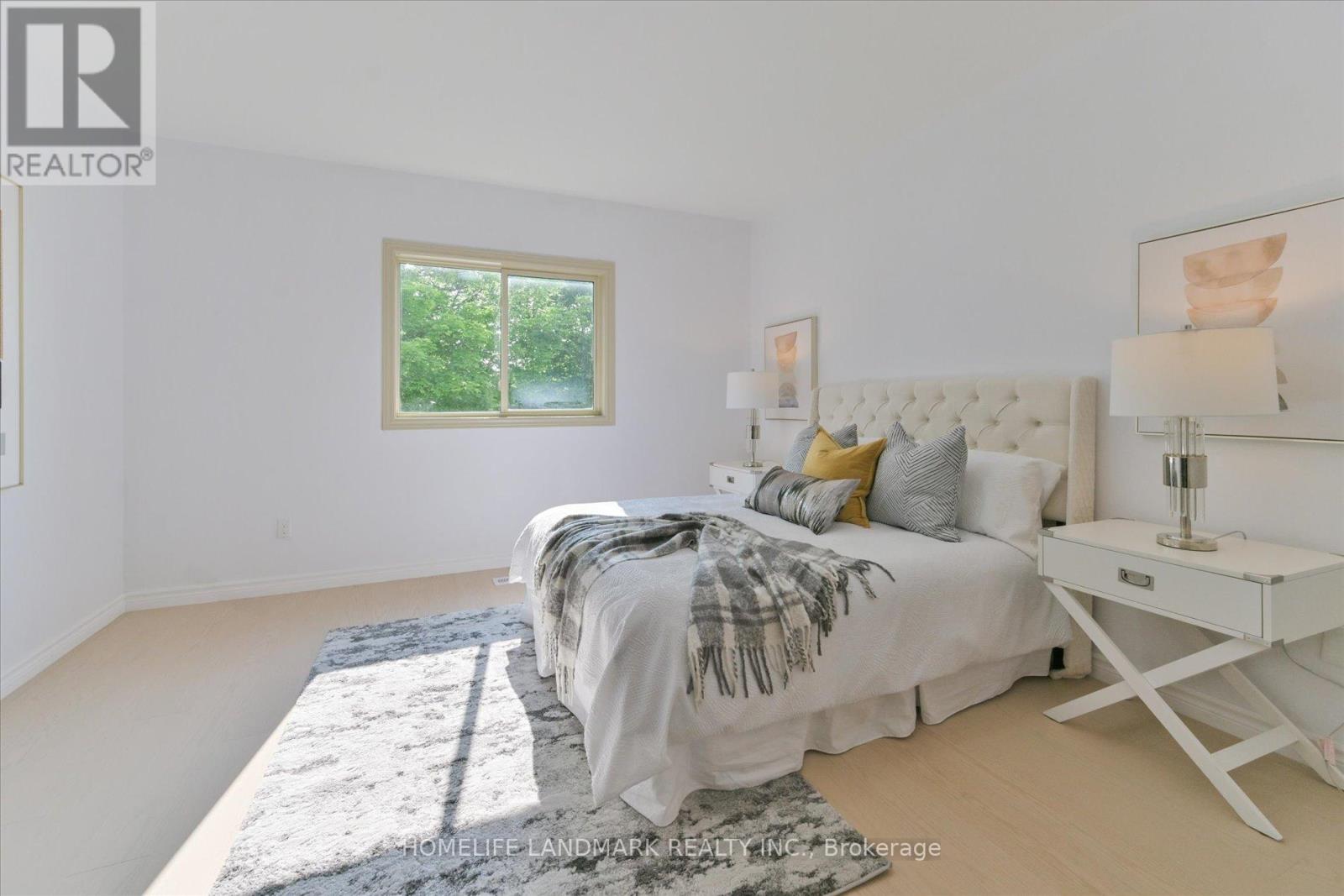 11 Hunter's Point Drive, Richmond Hill, Ontario  L4C 6M4 - Photo 26 - N12193035