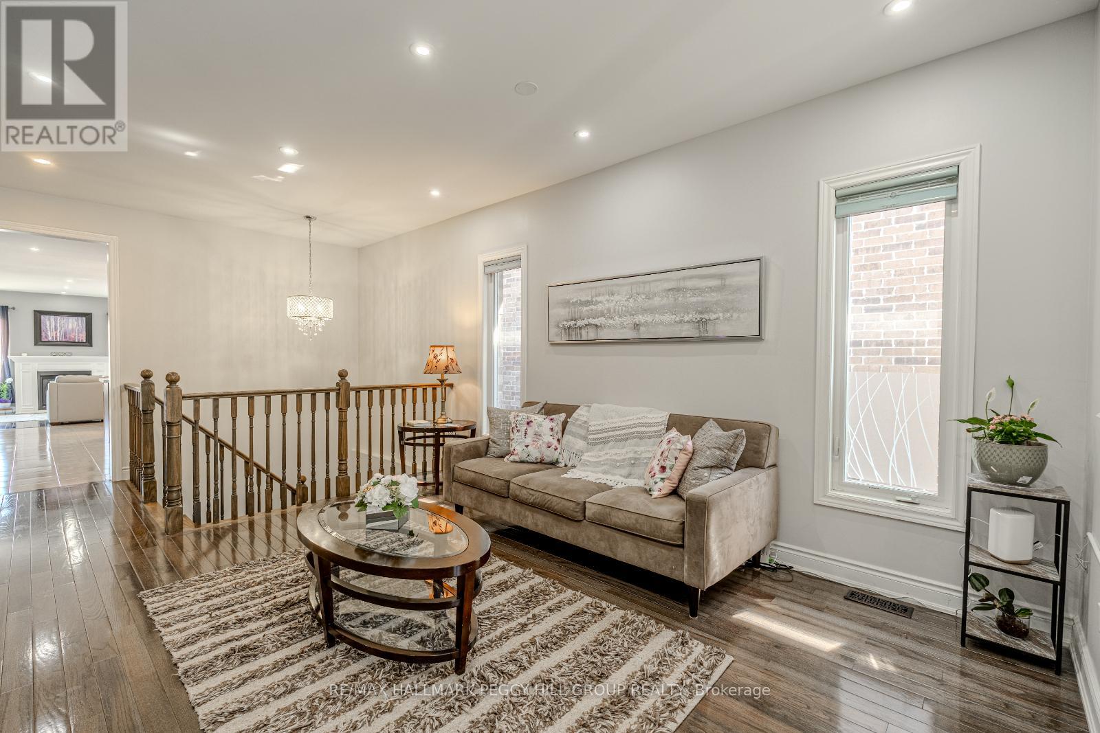 3069 Monarch Drive, Orillia, Ontario  L3V 8K3 - Photo 4 - S12192543