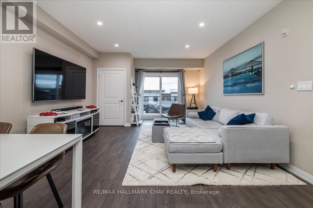 611 - 306 Essa Road N, Barrie (Ardagh), Ontario  L9J 0H5 - Photo 10 - S12192625