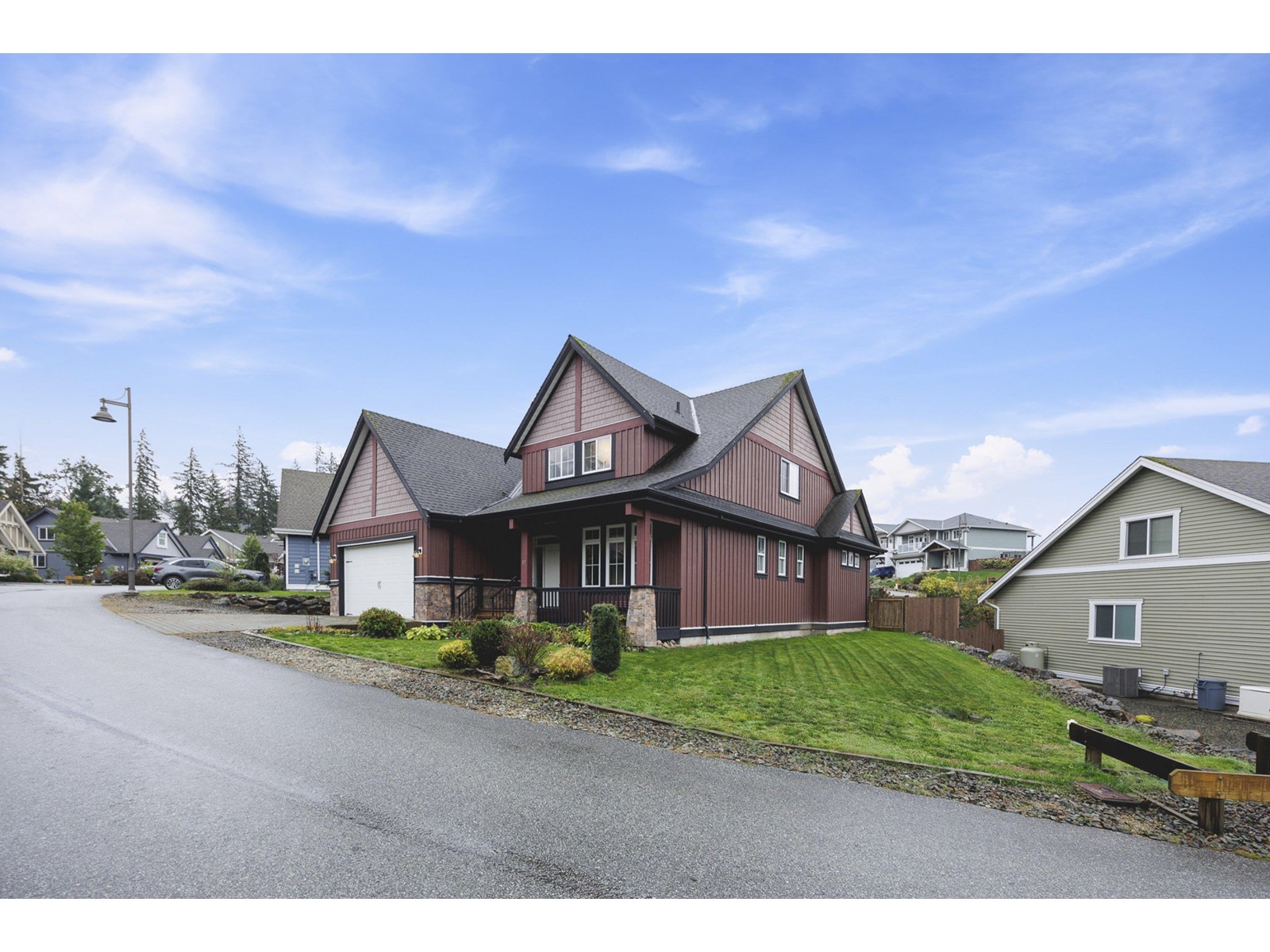 Property at 17 1911 WOODSIDE BOULEVARD image 2