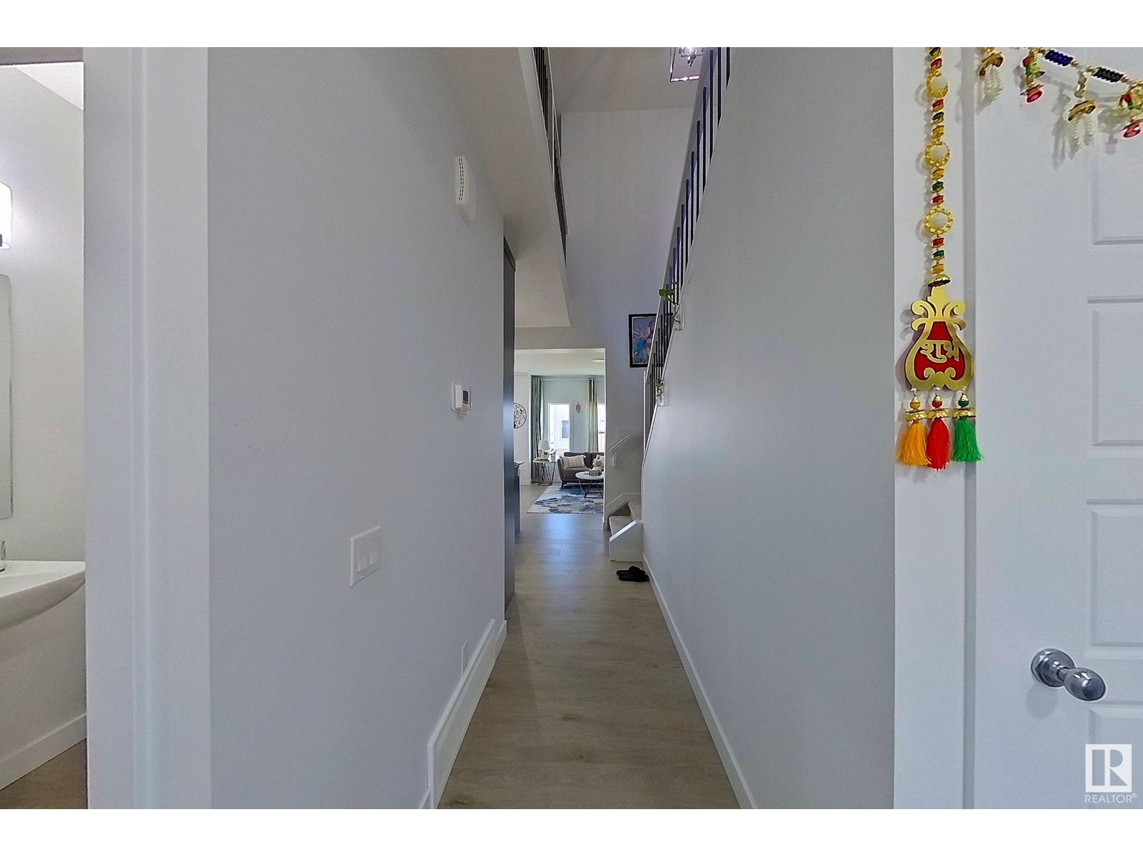 Property at 2508 193 ST NW image 2