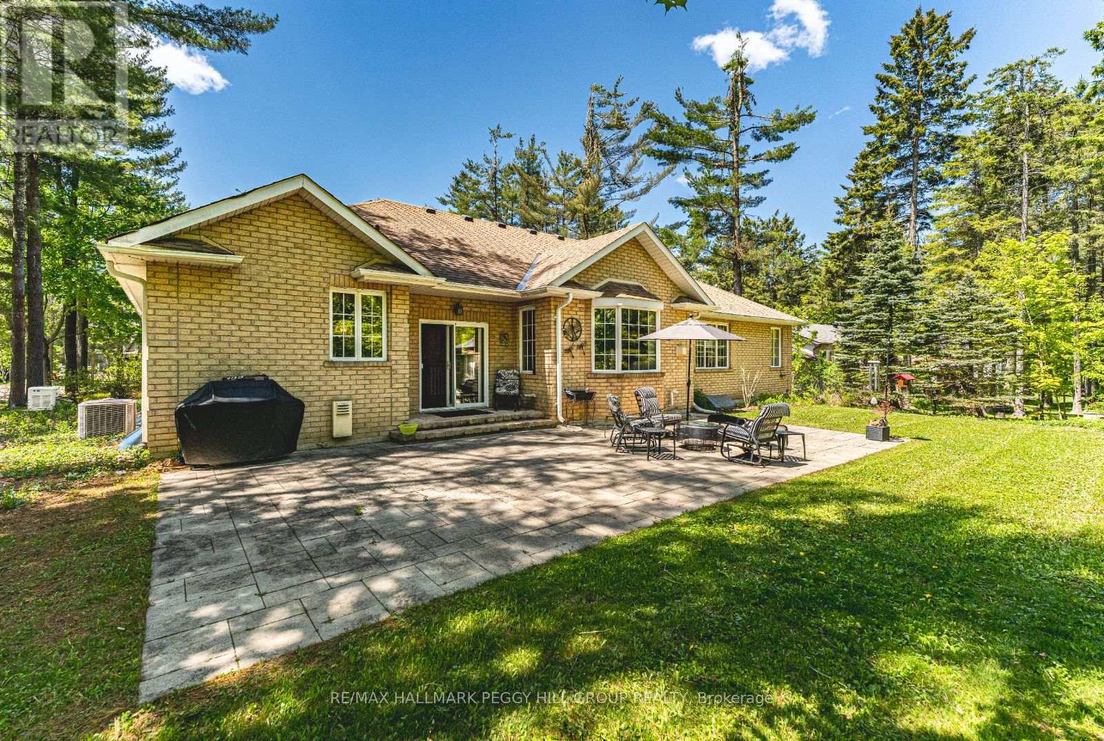 9 Fairway Court, Oro-Medonte, Ontario  L0L 2L0 - Photo 22 - S12189818