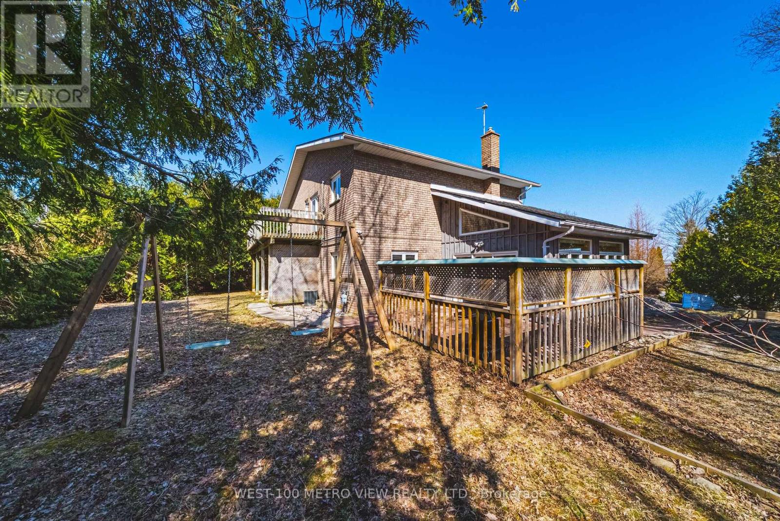 2476 Champlain Road, Tiny, Ontario  L9M 0C3 - Photo 18 - S12109303