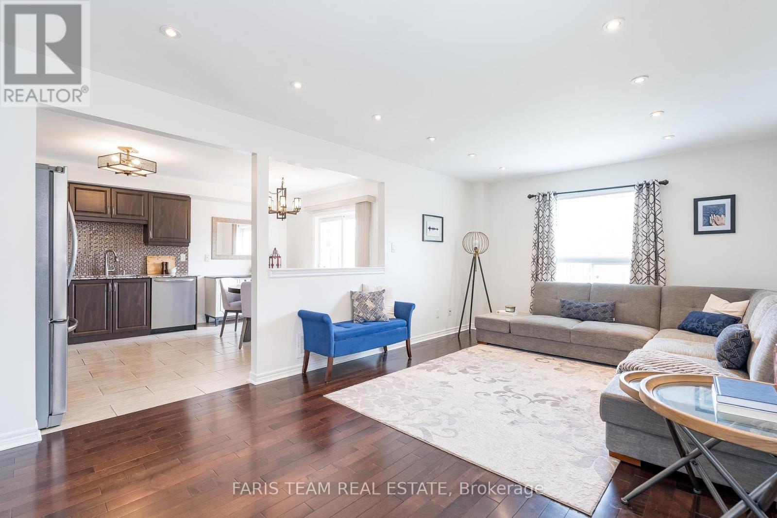 123 Holly Meadow Road, Barrie (Holly), Ontario  L4N 9Z6 - Photo 8 - S12193002