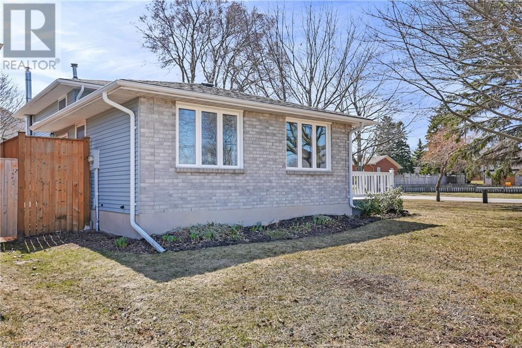 101 Rothsay Avenue, Kitchener, Ontario  N2B 3S5 - Photo 2 - 40736204