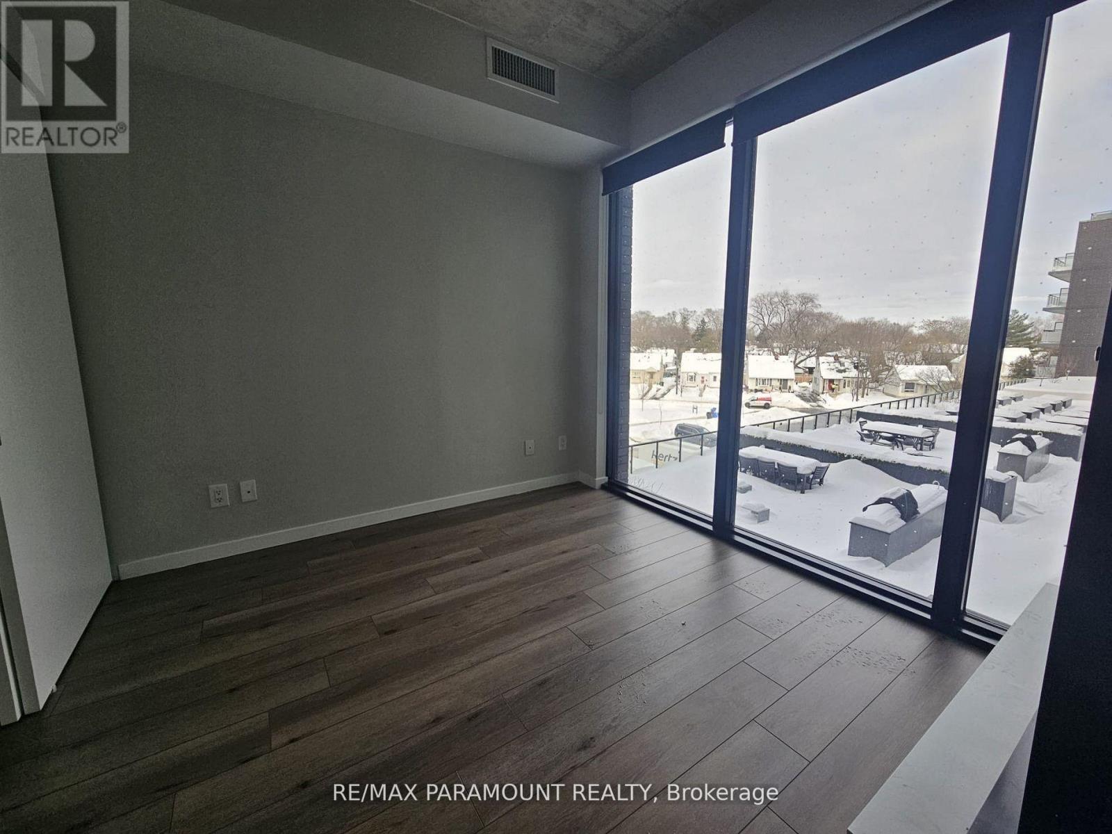 327 - 7 Smith Crescent, Toronto (Stonegate-Queensway), Ontario  M8Z 0G3 - Photo 15 - W12112625