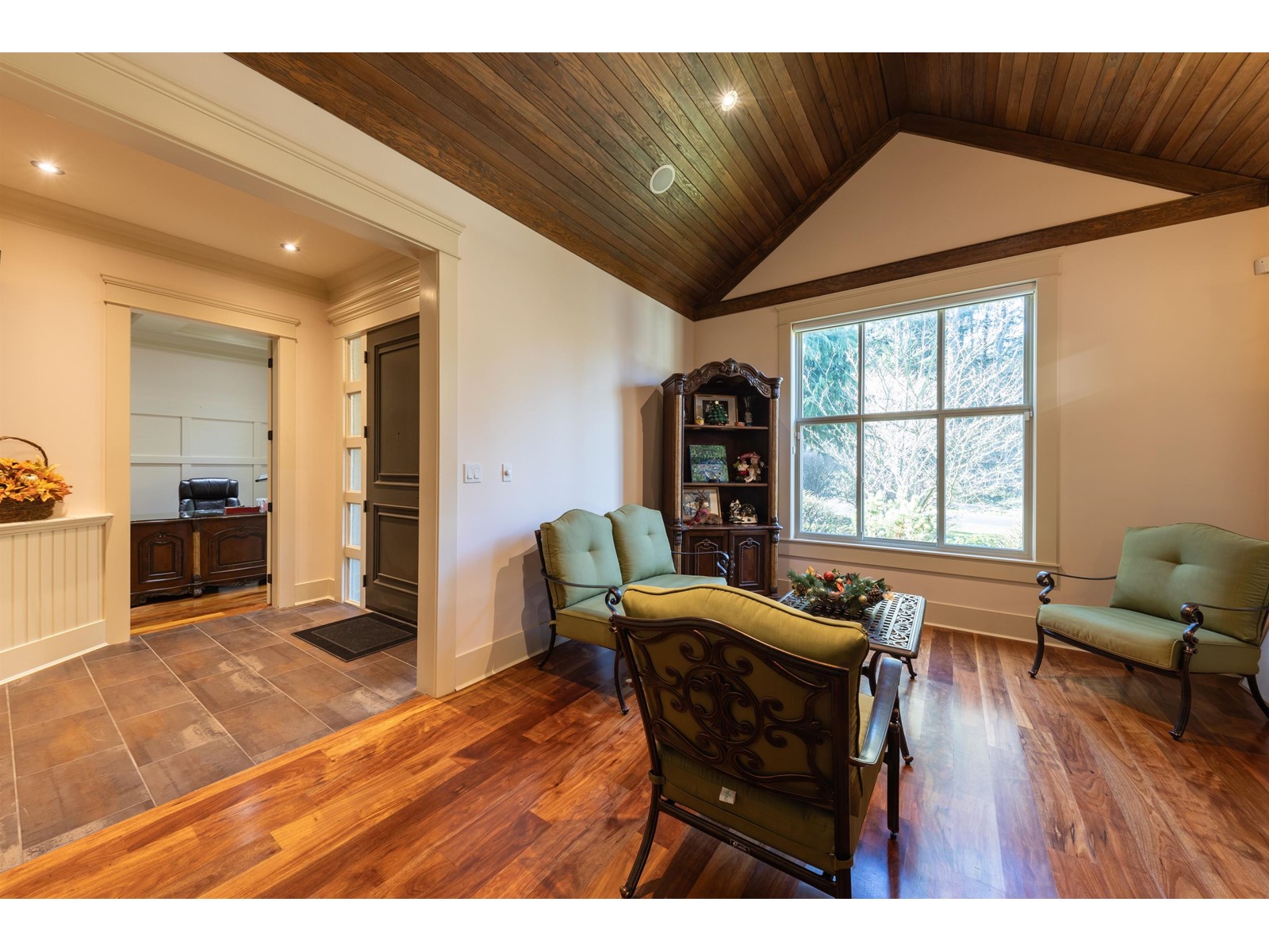 Property at 2080 136 STREET image 5