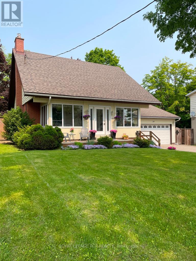 24 Town Line, Orangeville, Ontario  L9W 1T6 - Photo 1 - W12120540