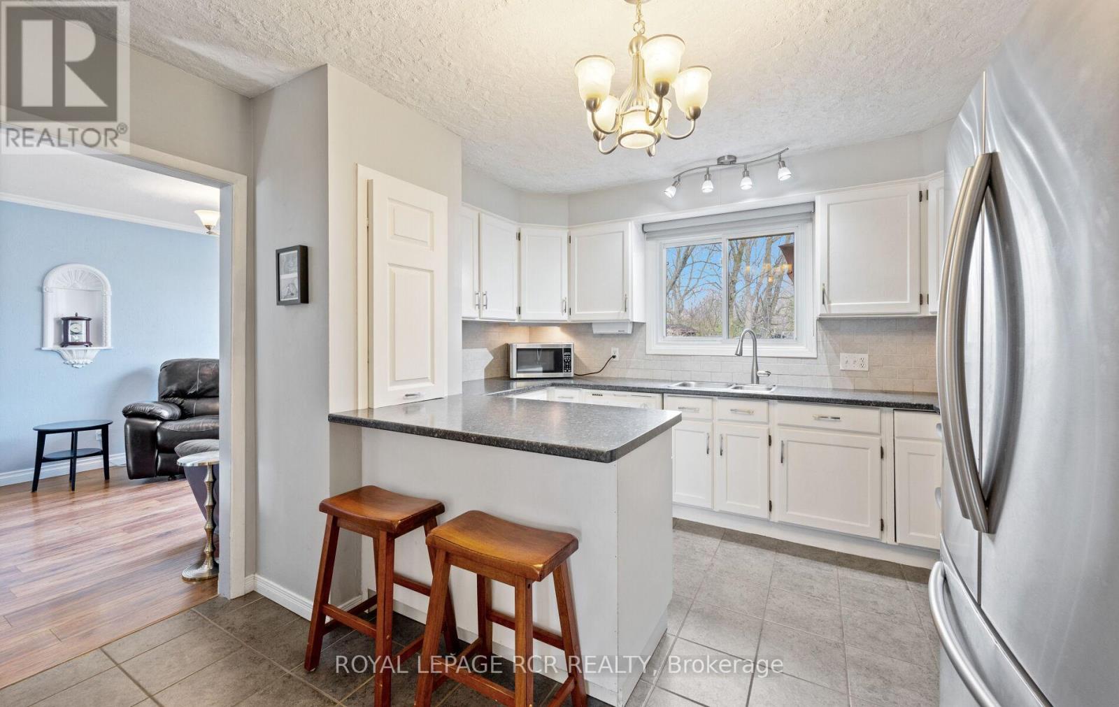 24 Town Line, Orangeville, Ontario  L9W 1T6 - Photo 13 - W12120540