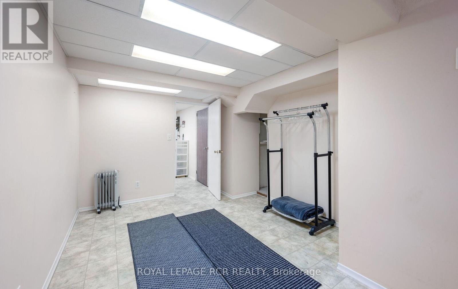 24 Town Line, Orangeville, Ontario  L9W 1T6 - Photo 28 - W12120540
