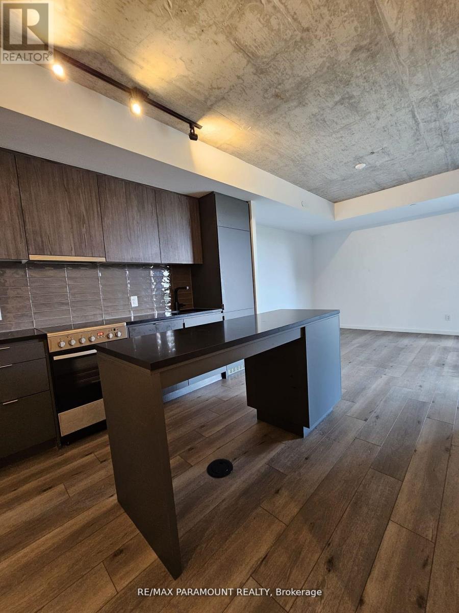 601 - 7 Smith Crescent, Toronto, Ontario  M8Z 0G3 - Photo 15 - W12185217
