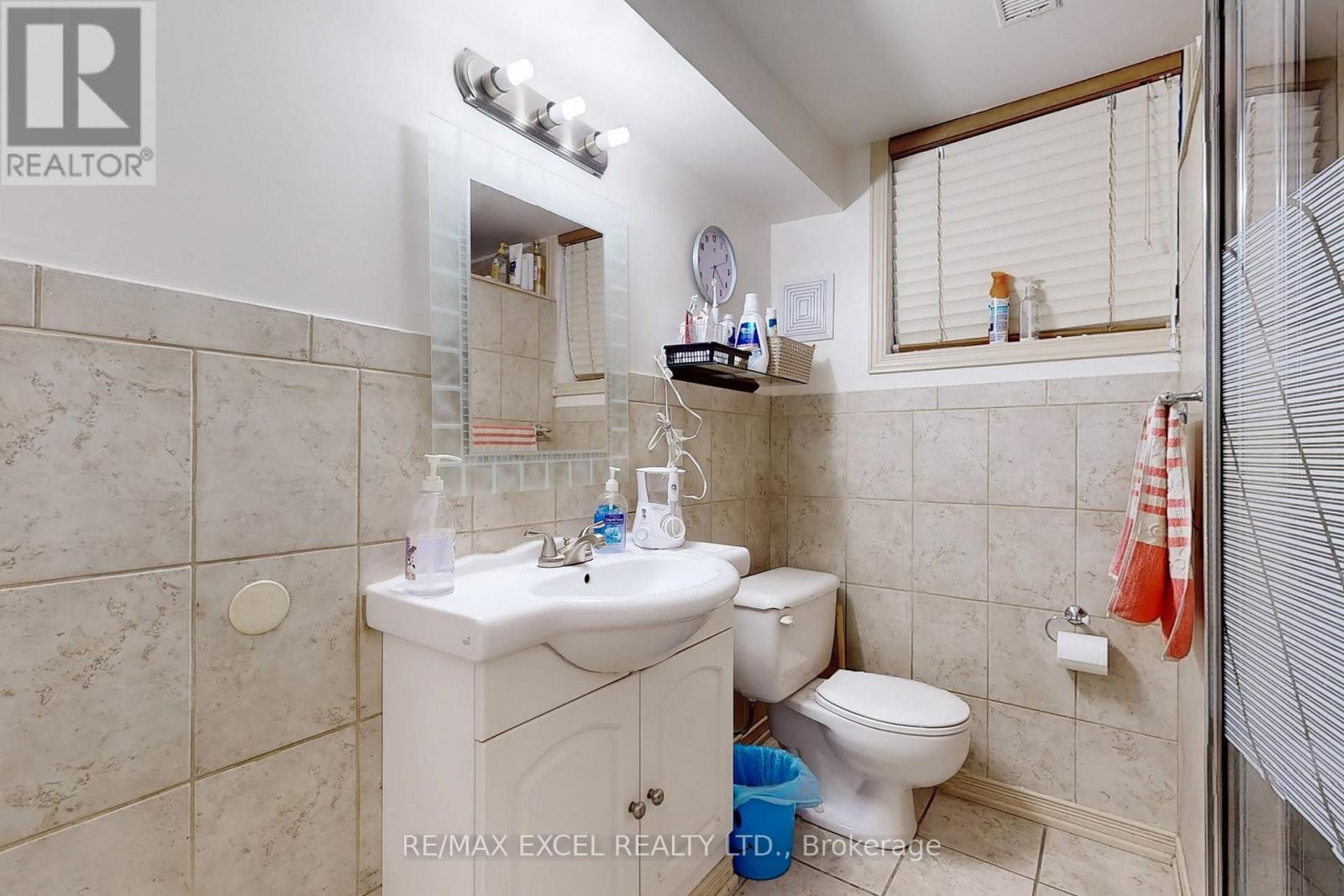 51 Kendleton Avenue, Toronto, Ontario  M9V 1T9 - Photo 38 - W12189722