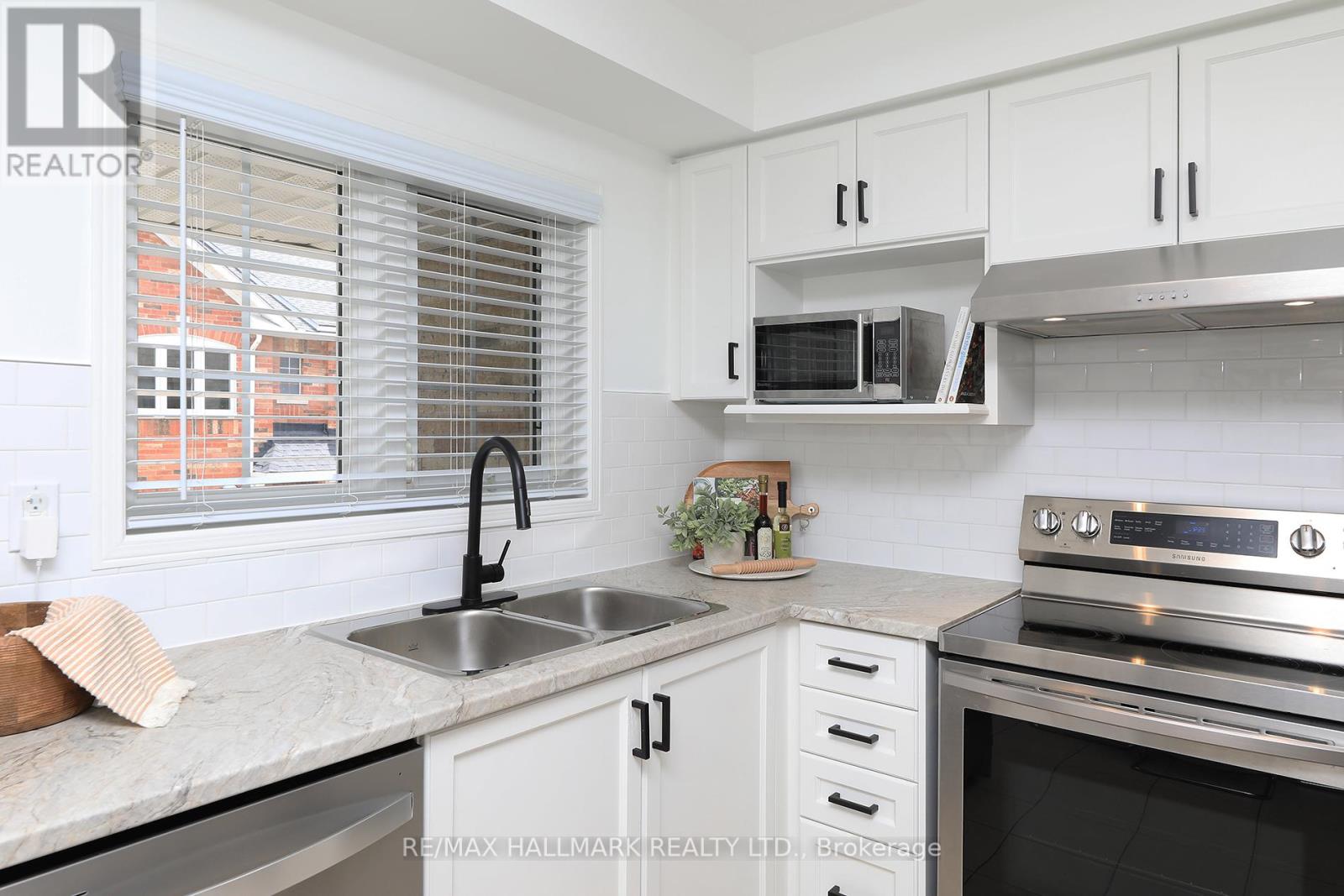 150 Brickworks Lane, Toronto, Ontario  M6N 5H7 - Photo 19 - W12161242