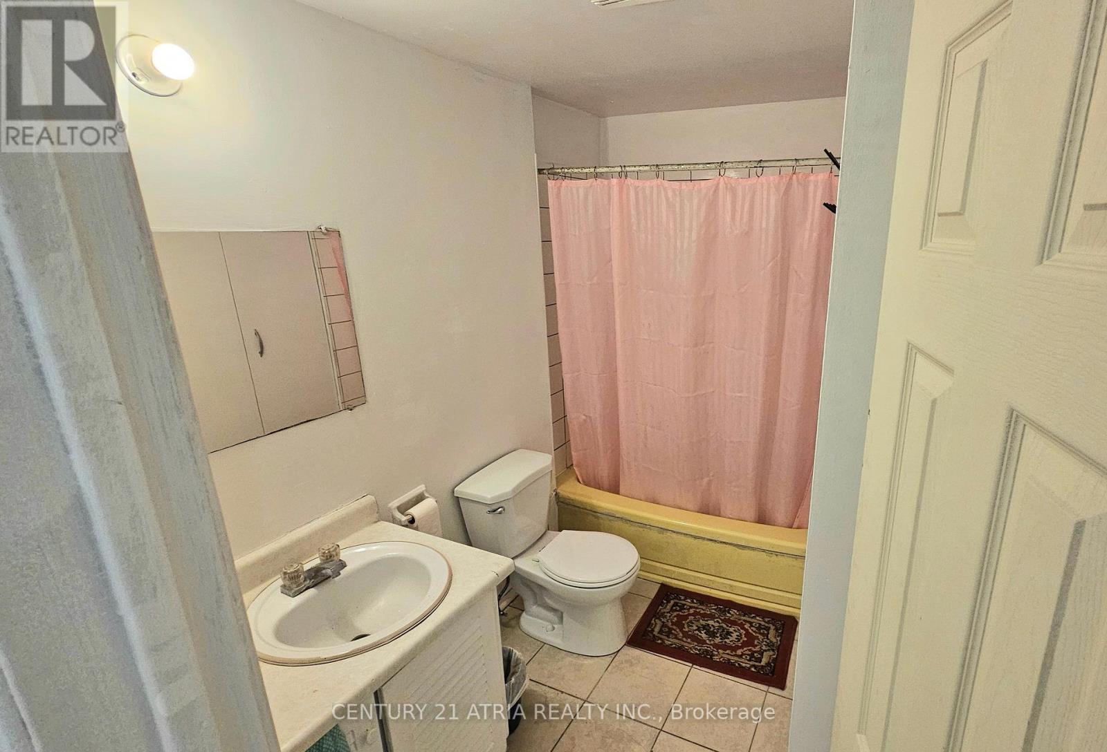 231 - 260 John Garland Boulevard, Toronto, Ontario  M9V 1N8 - Photo 9 - W12189342
