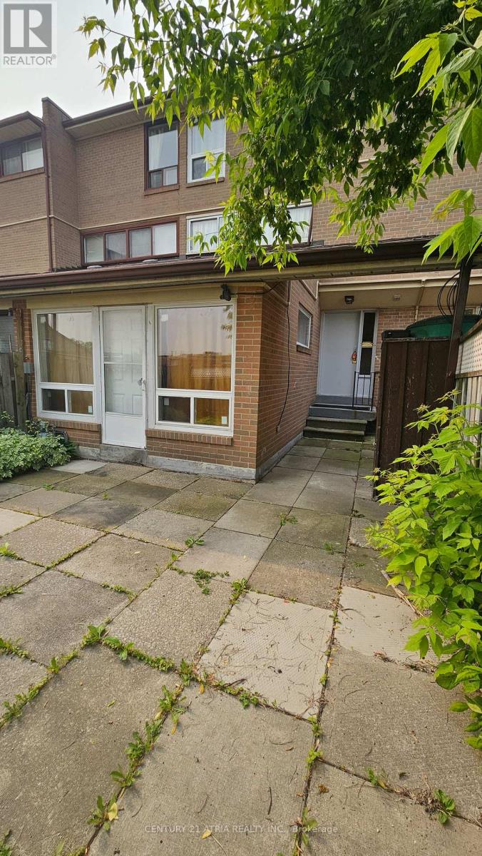 231 - 260 John Garland Boulevard, Toronto (West Humber-Clairville), Ontario  M9V 1N8 - Photo 14 - W12189342