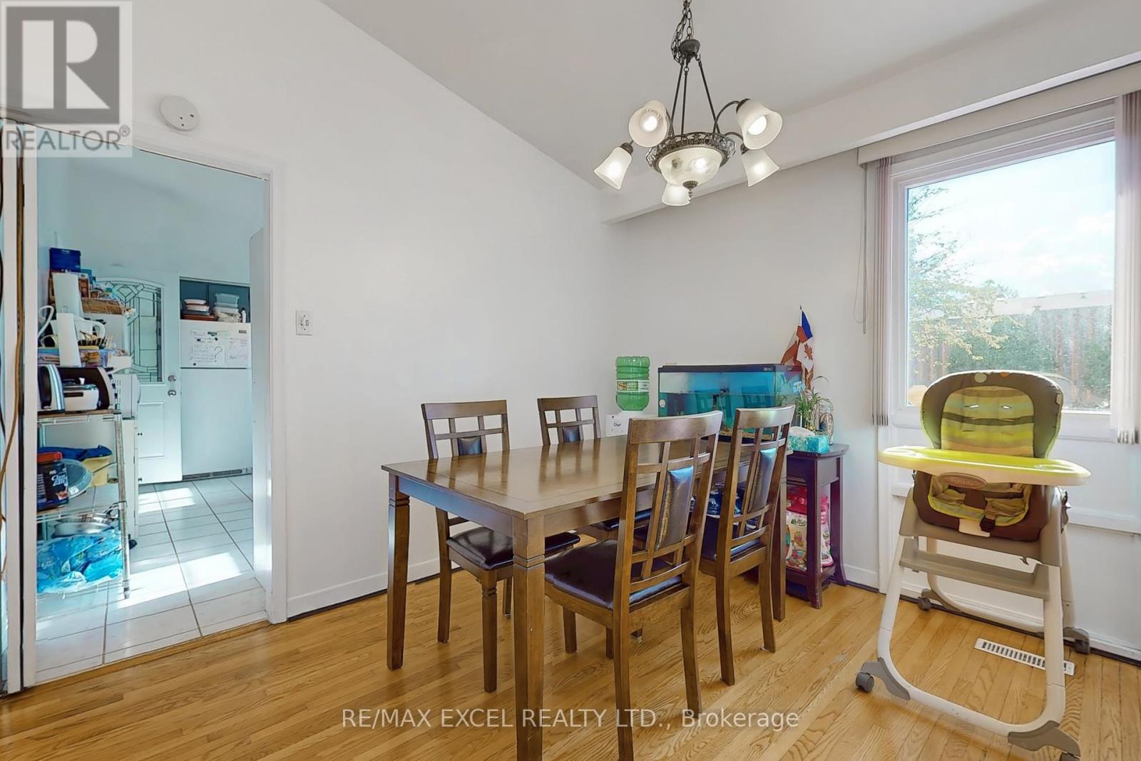 51 Kendleton Avenue, Toronto, Ontario  M9V 1T9 - Photo 16 - W12189722
