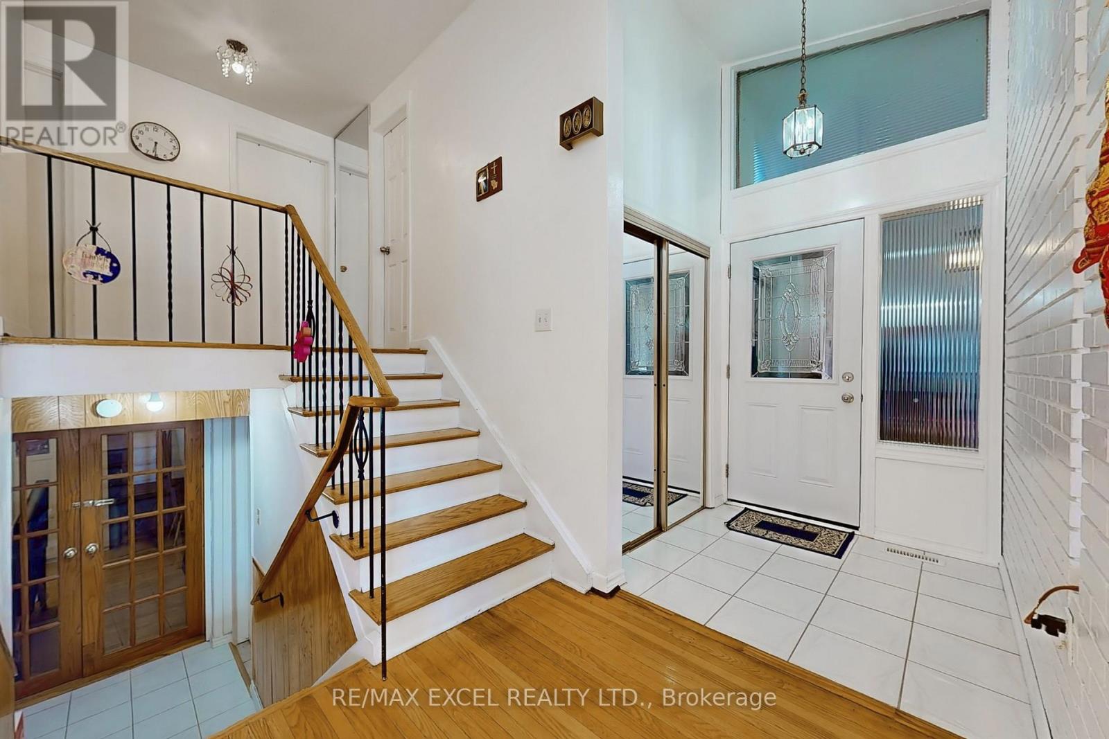 51 Kendleton Avenue, Toronto, Ontario  M9V 1T9 - Photo 23 - W12189722