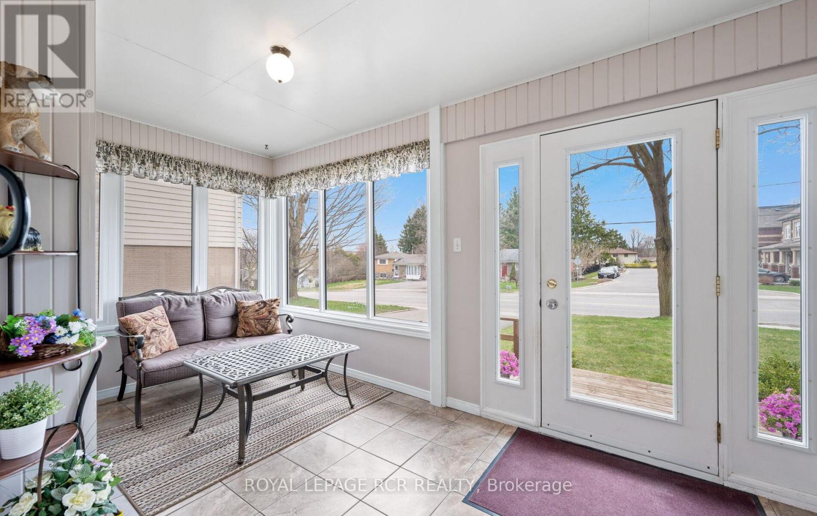 24 Town Line, Orangeville, Ontario  L9W 1T6 - Photo 5 - W12120540