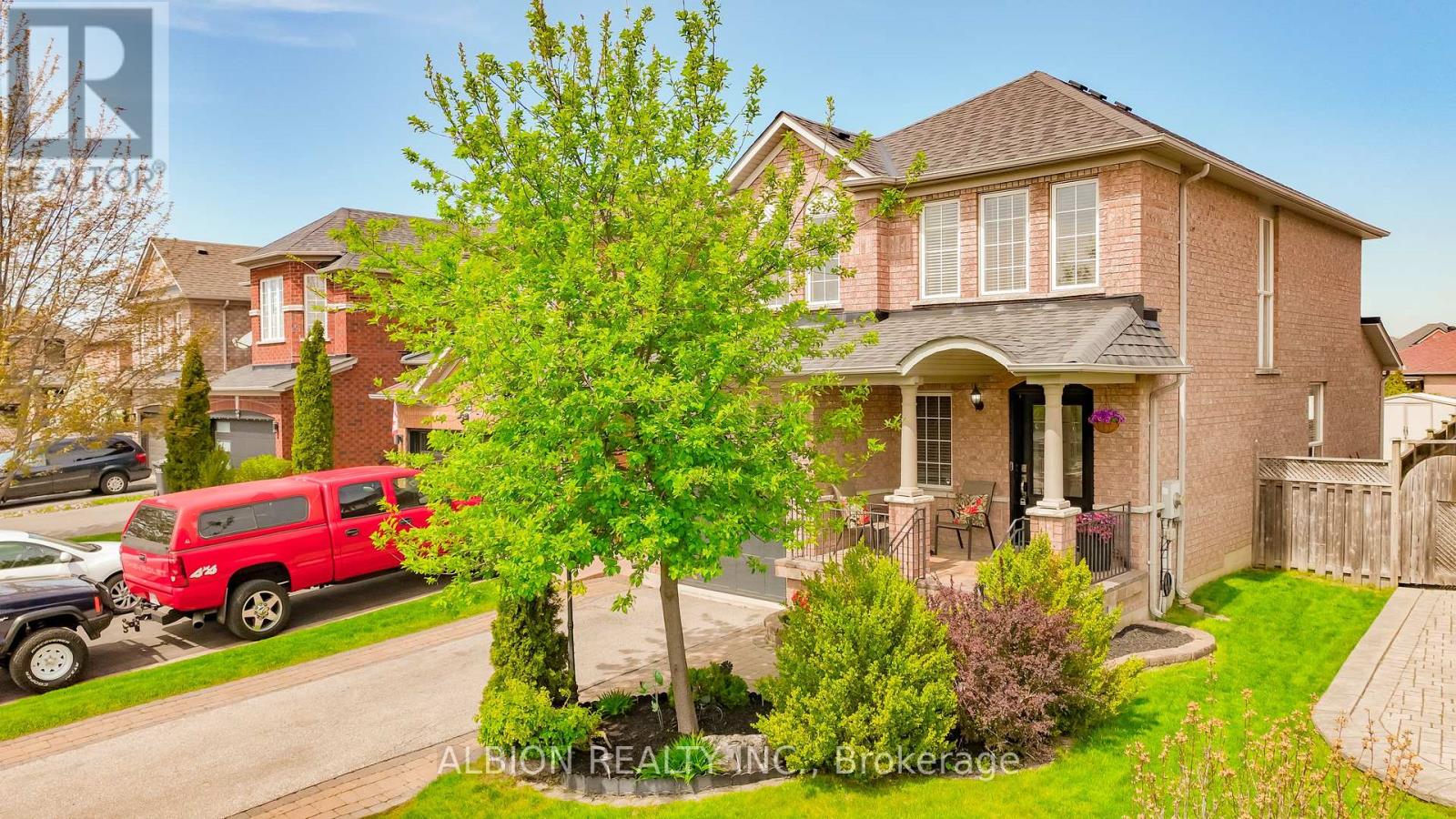 40 Emily Carr Crescent, Caledon, Ontario  L7E 2K9 - Photo 39 - W12145331
