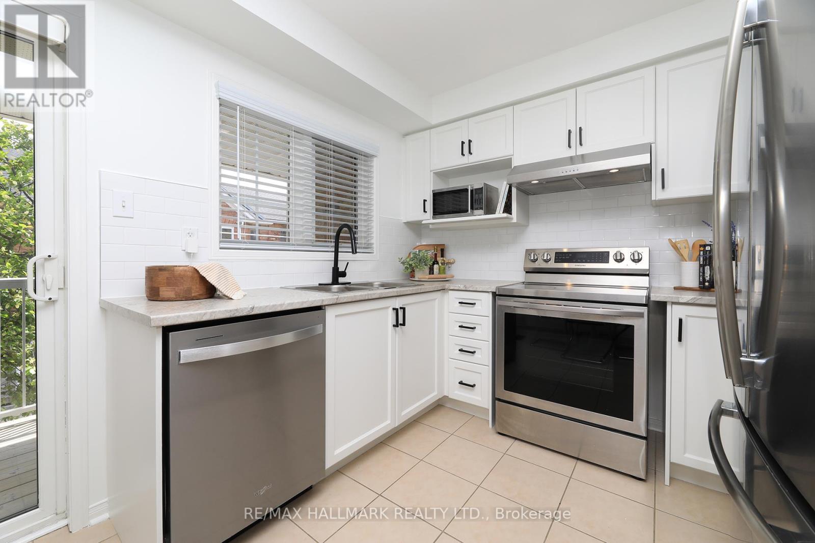 150 Brickworks Lane, Toronto, Ontario  M6N 5H7 - Photo 18 - W12161242