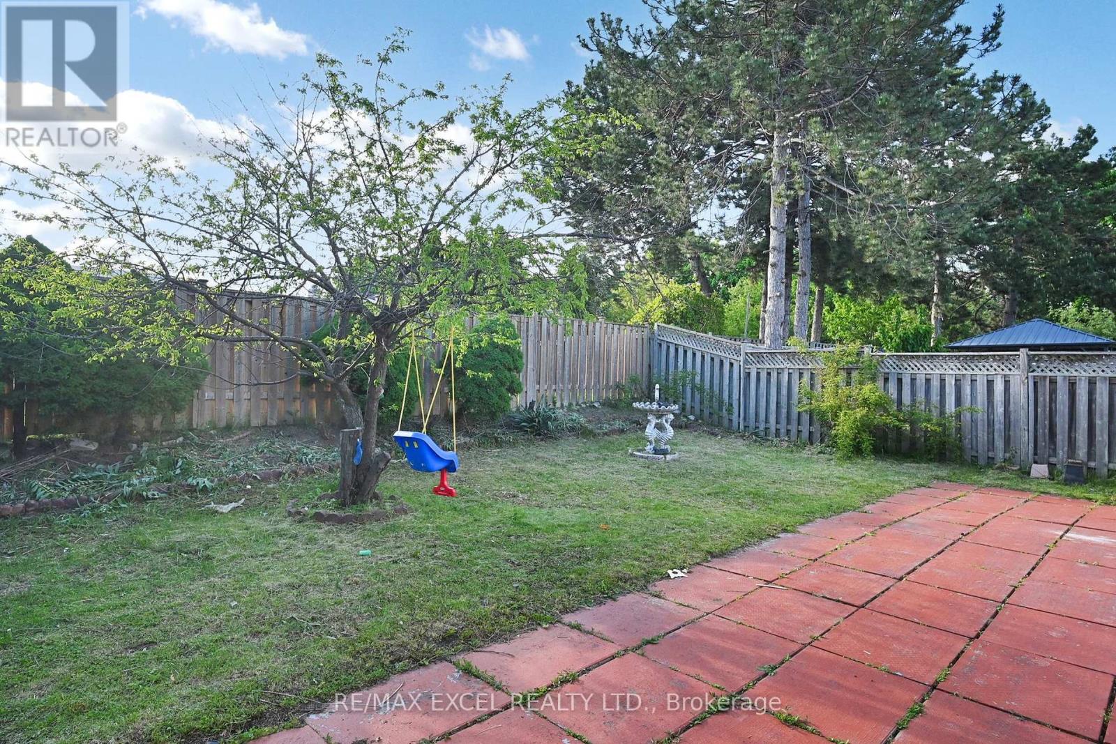 51 Kendleton Avenue, Toronto, Ontario  M9V 1T9 - Photo 47 - W12189722