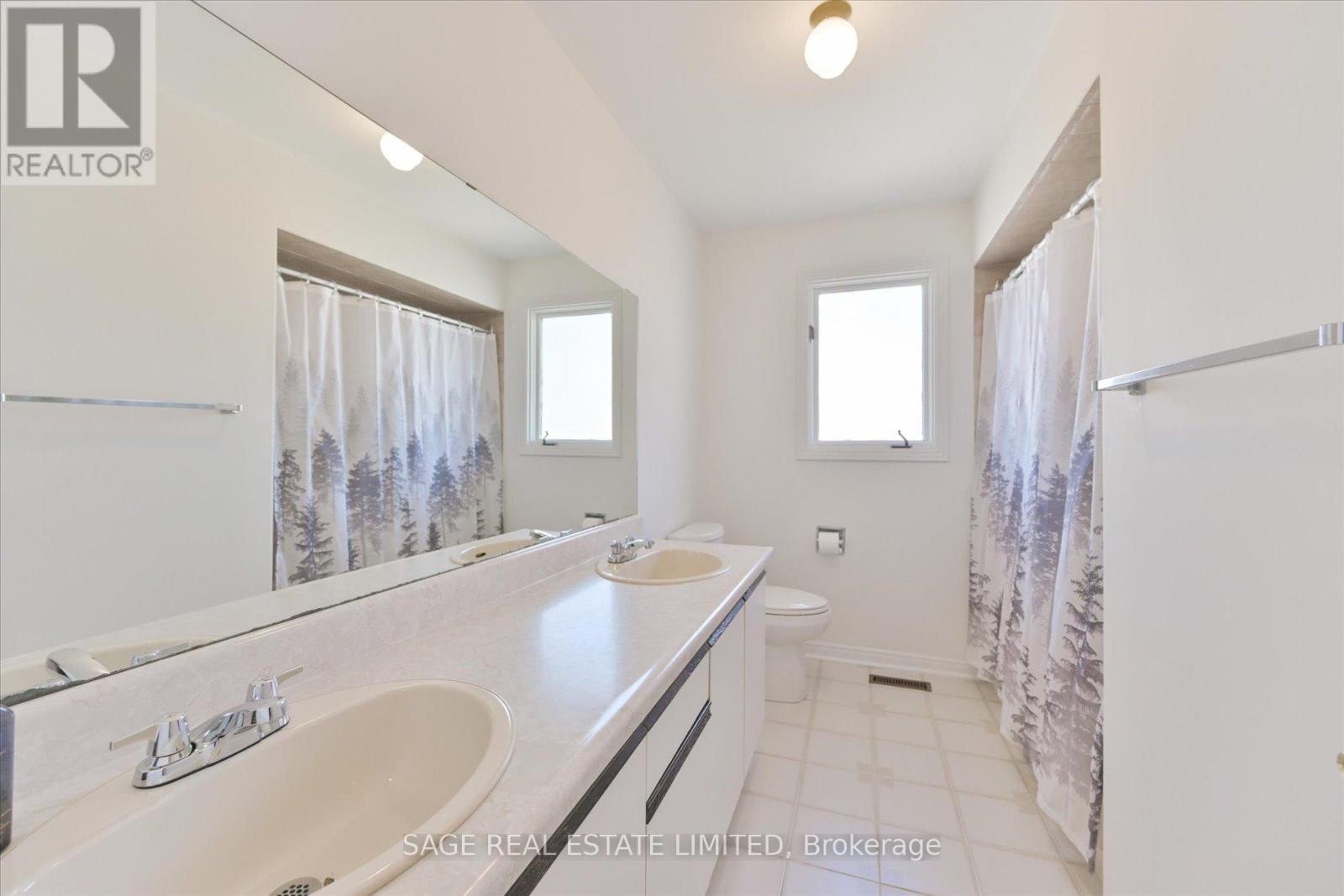 1 Goa Court, Toronto, Ontario  M8W 4Y2 - Photo 27 - W12190233