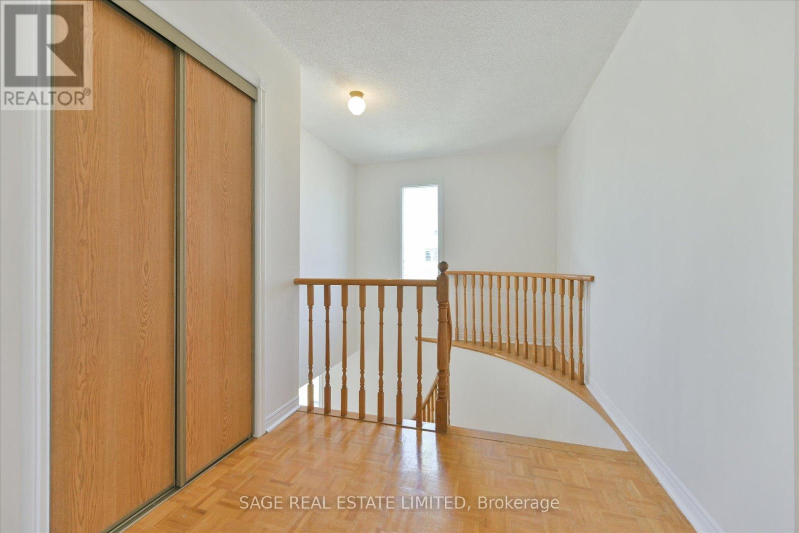 1 Goa Court, Toronto, Ontario  M8W 4Y2 - Photo 18 - W12190233