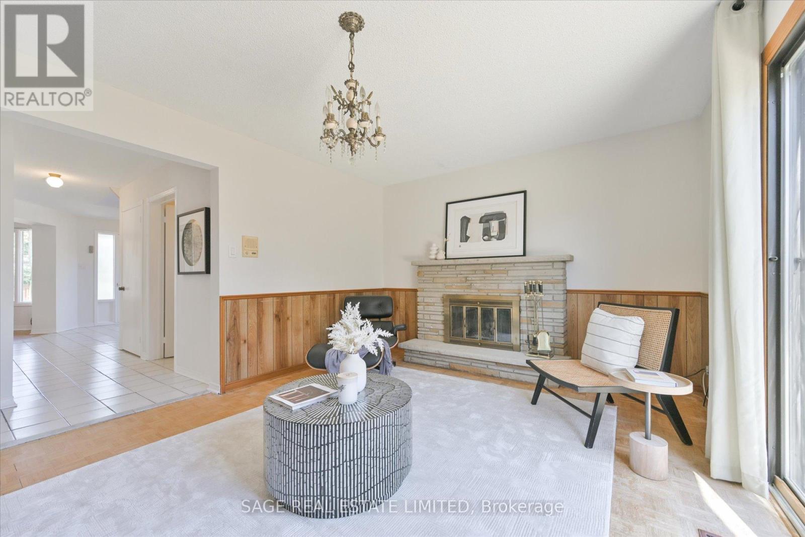 1 Goa Court, Toronto, Ontario  M8W 4Y2 - Photo 16 - W12190233
