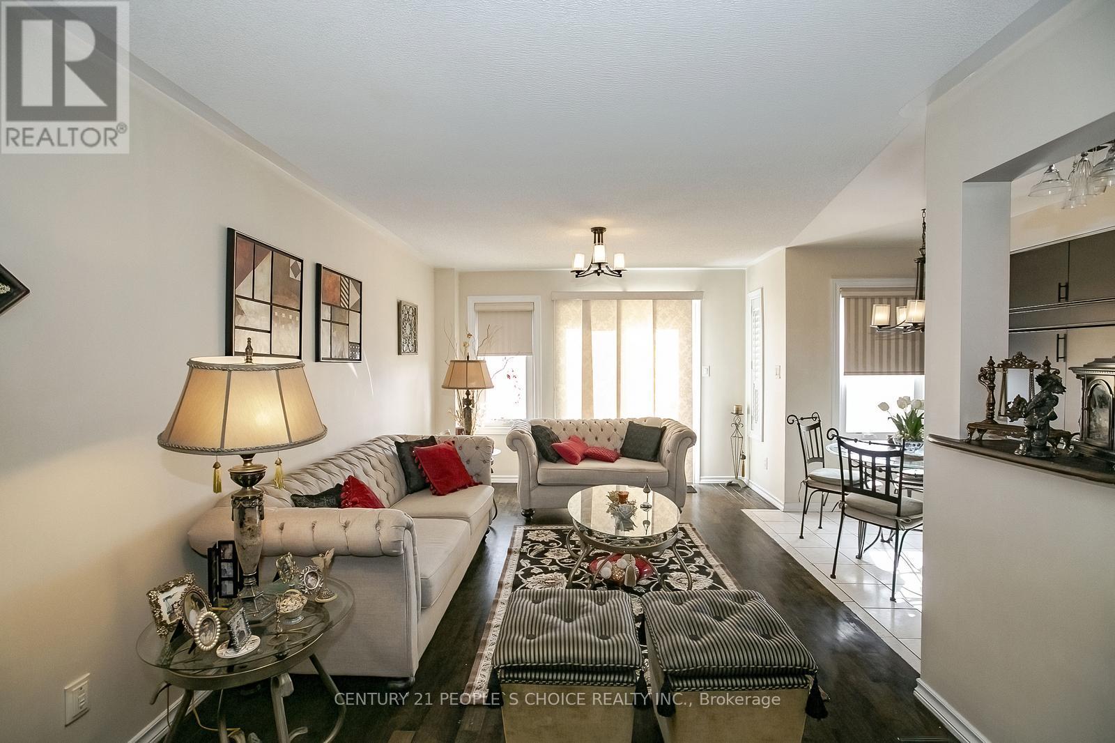 81 Ravenscliffe Court, Brampton (Northwood Park), Ontario  L6X 4N9 - Photo 10 - W12192496