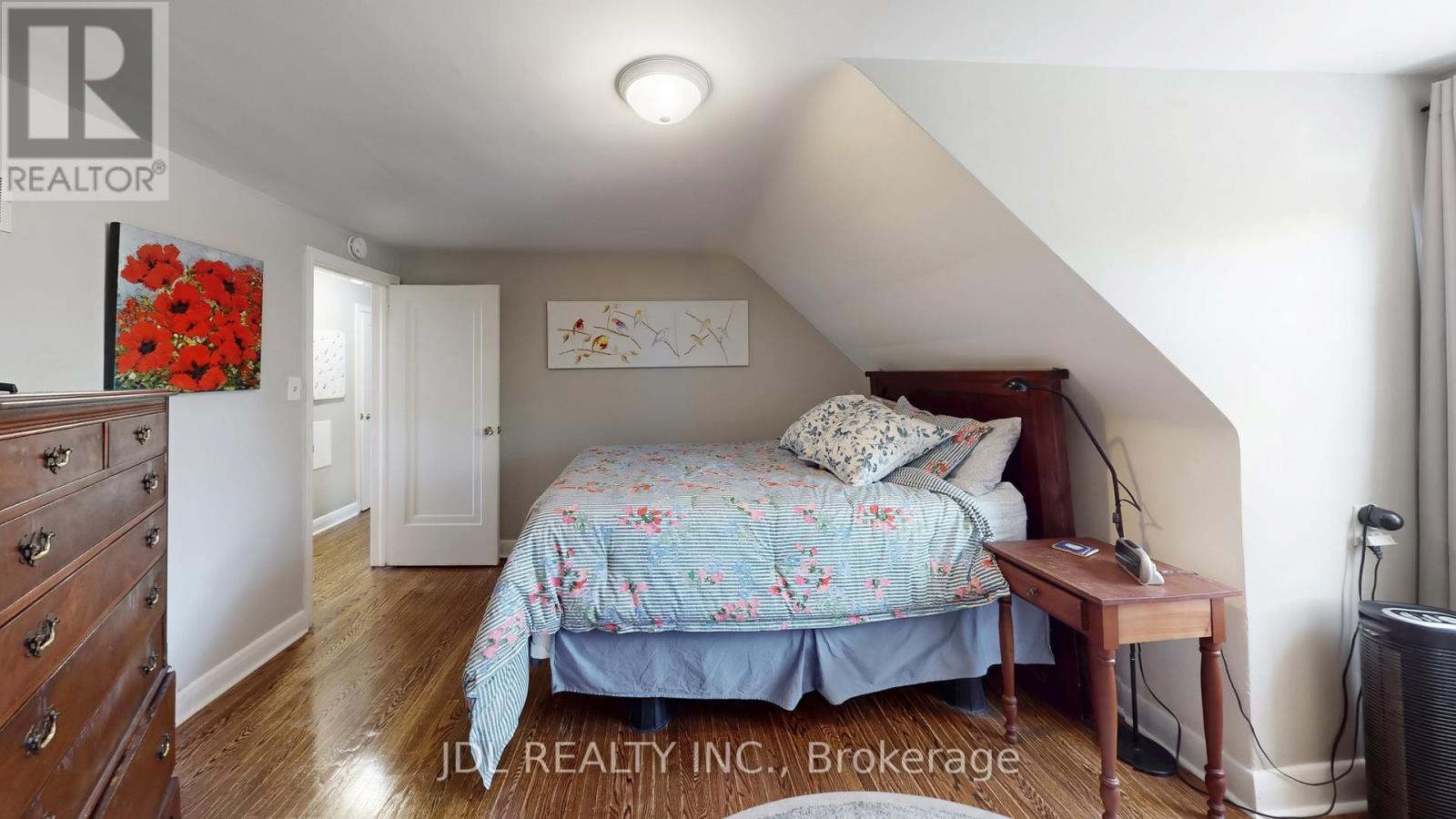 330 Poplar Drive, Oakville, Ontario  L6J 4E1 - Photo 15 - W12190979