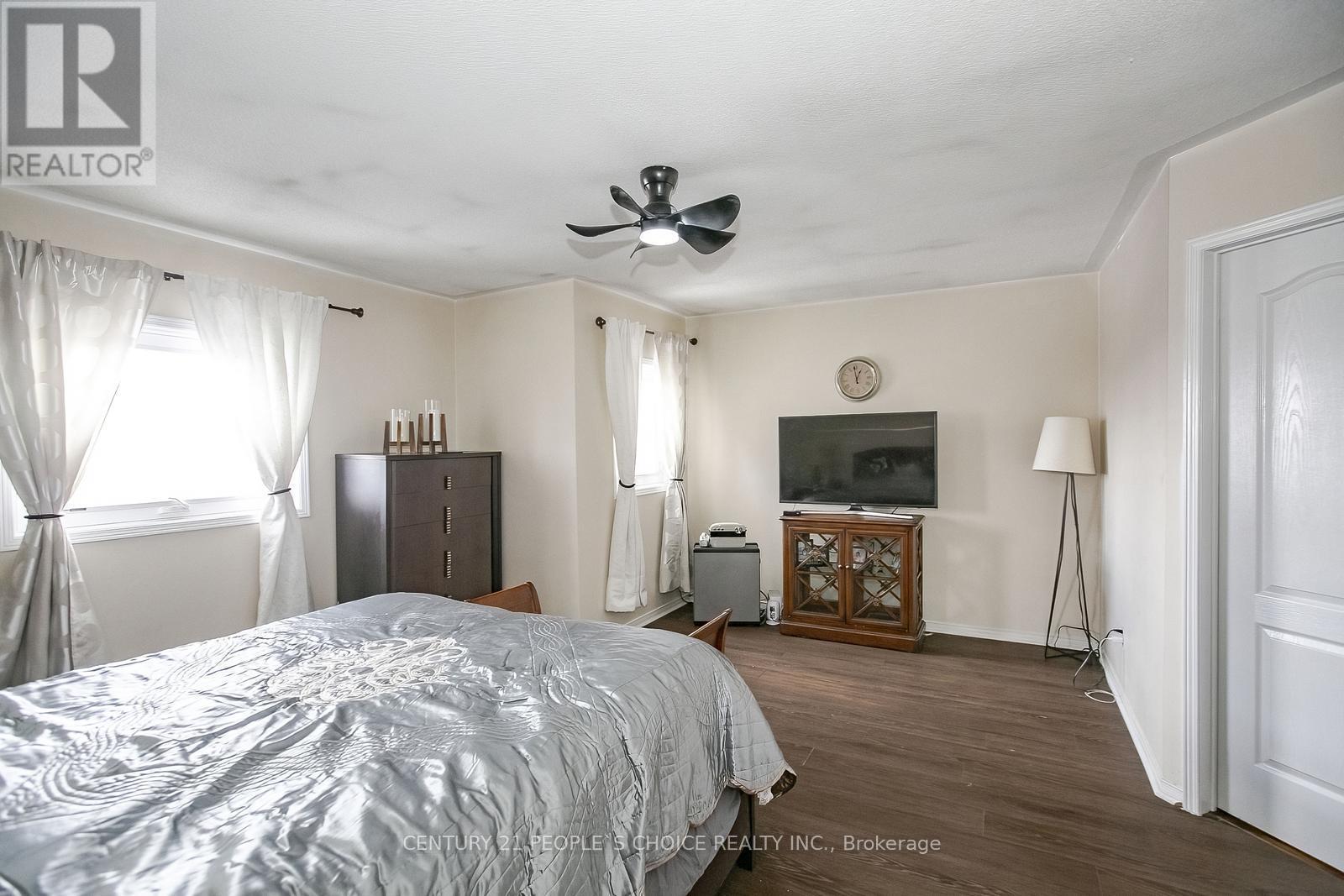 81 Ravenscliffe Court, Brampton (Northwood Park), Ontario  L6X 4N9 - Photo 25 - W12192496