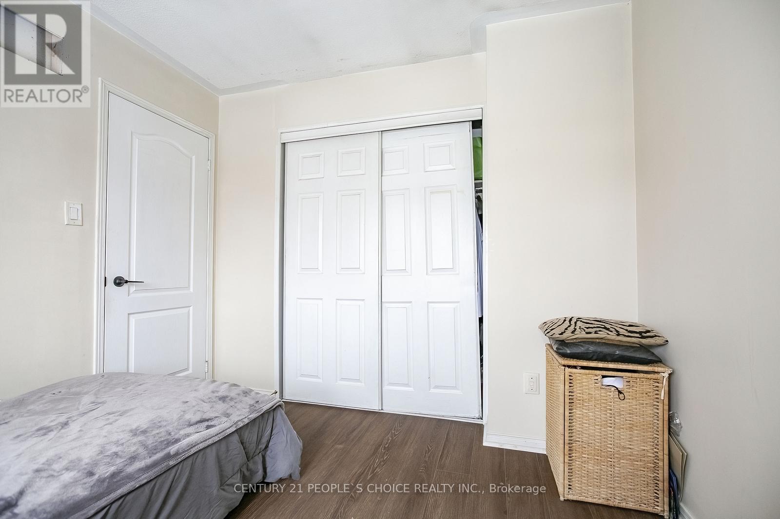 81 Ravenscliffe Court, Brampton (Northwood Park), Ontario  L6X 4N9 - Photo 33 - W12192496