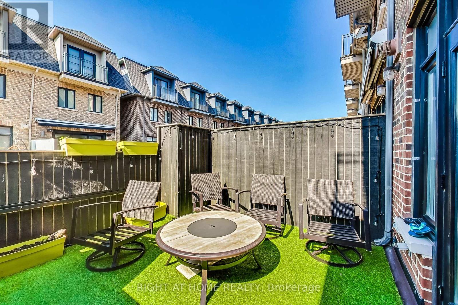 81 Cormier Heights, Toronto (Mimico), Ontario  M8Z 0B6 - Photo 14 - W12192500
