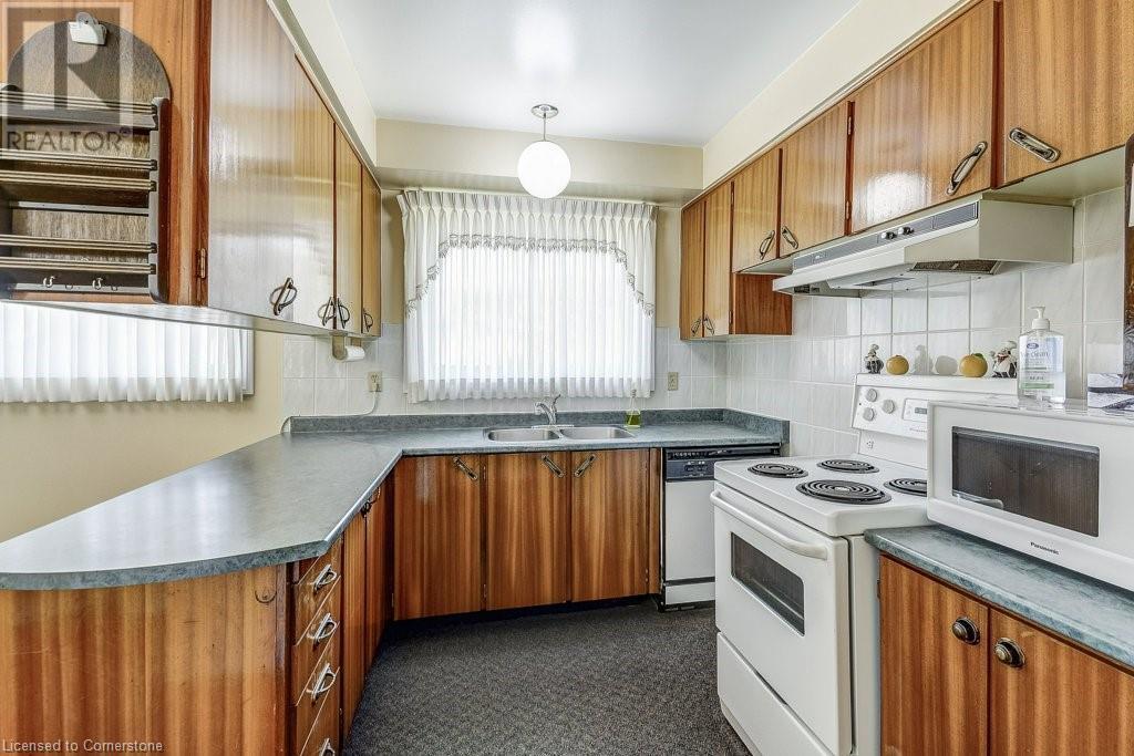 999 Upper Sherman Avenue, Hamilton, Ontario  L8V 3N6 - Photo 17 - 40736512