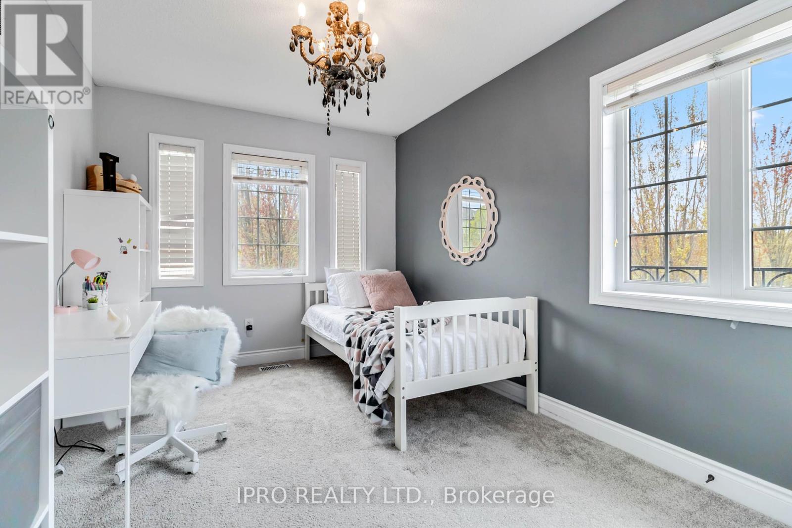 261 Grayling Drive, Oakville, Ontario  L6L 6X4 - Photo 23 - W12192513