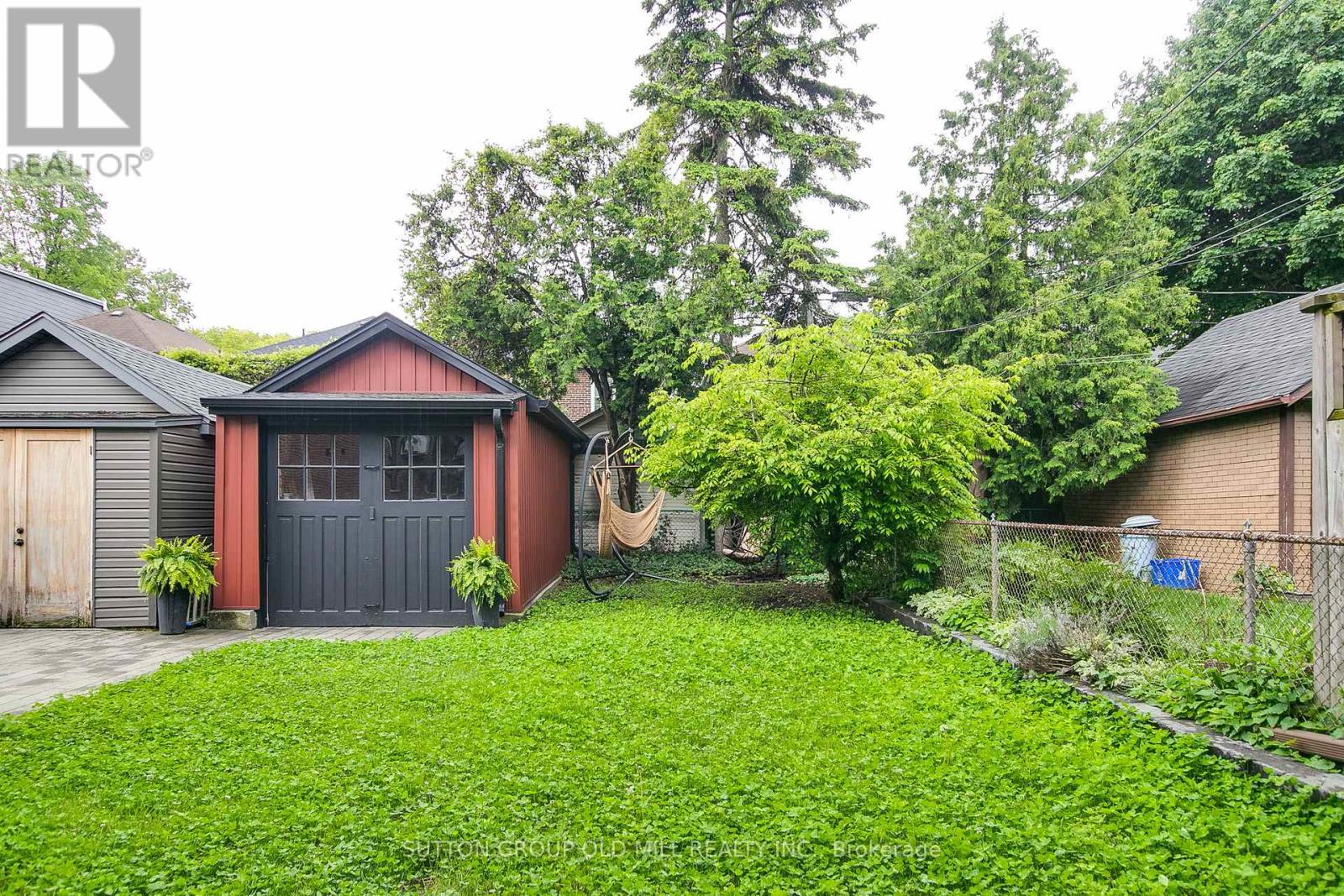 41 Lessard Avenue, Toronto, Ontario  M6S 1X6 - Photo 43 - W12192520