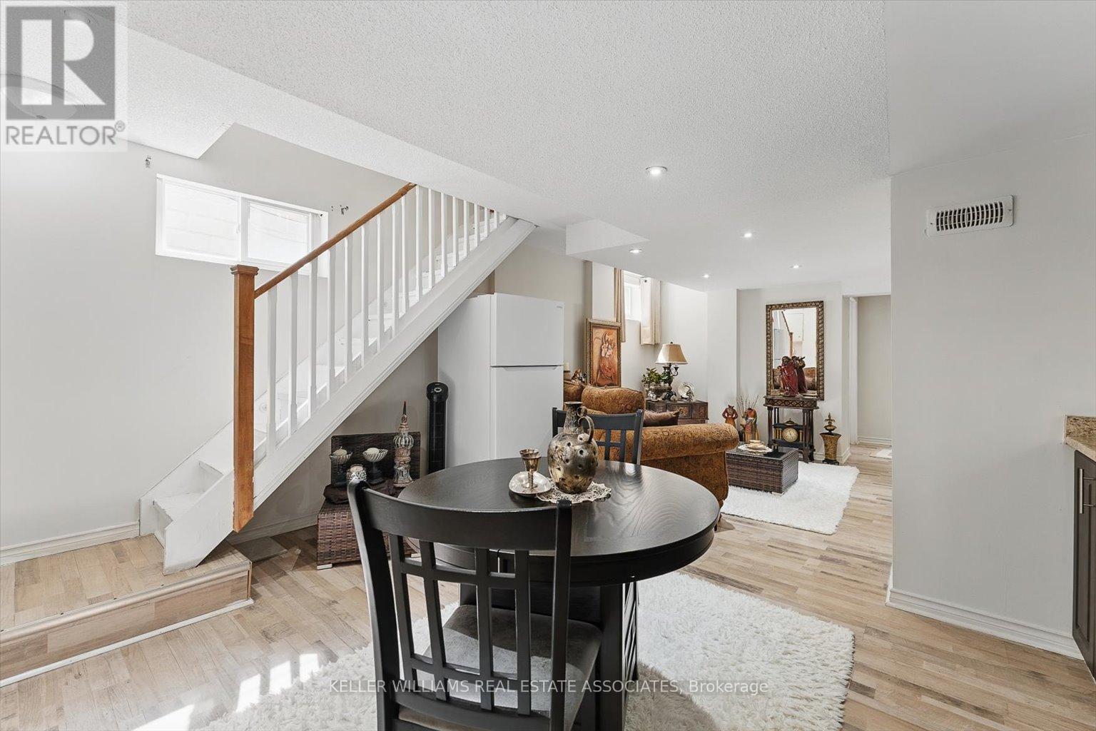 1106 Haig Boulevard, Mississauga, Ontario  L5E 2M5 - Photo 24 - W12192486