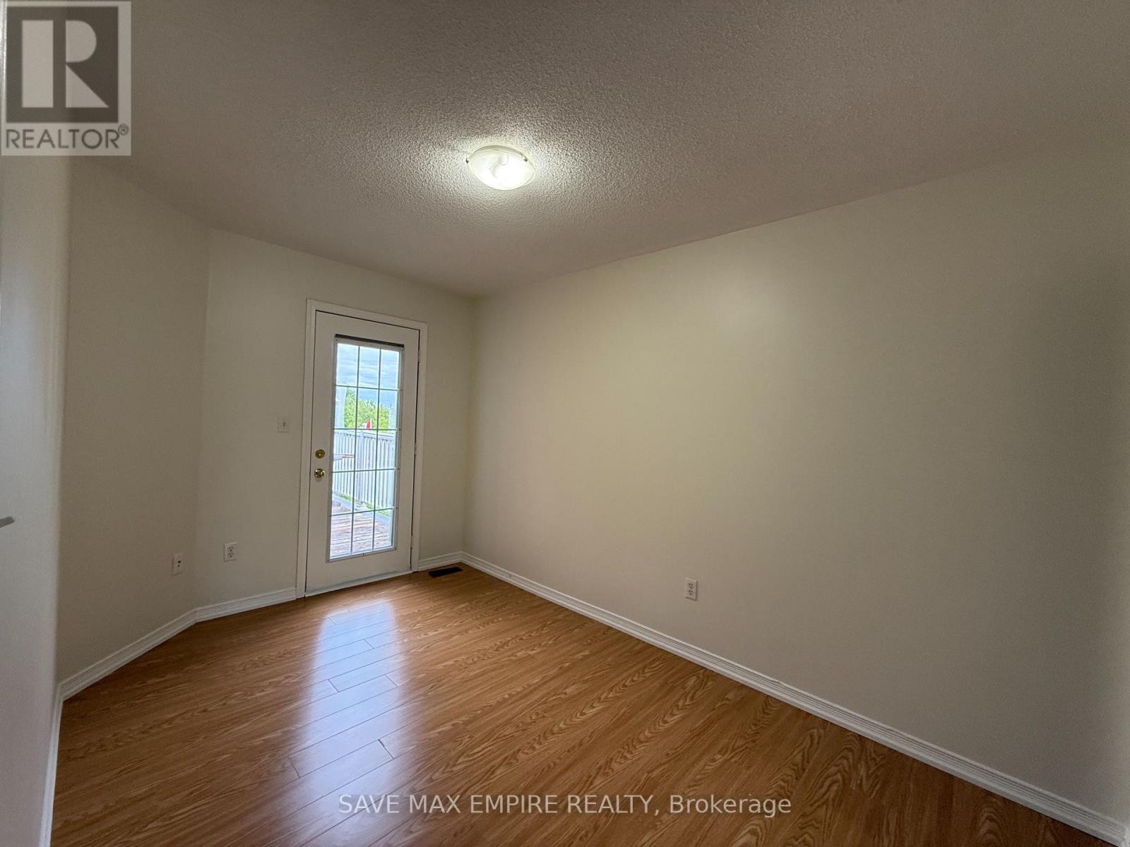 1153 Hickory Hollow Glen, Mississauga, Ontario  L5W 1J4 - Photo 16 - W12192535